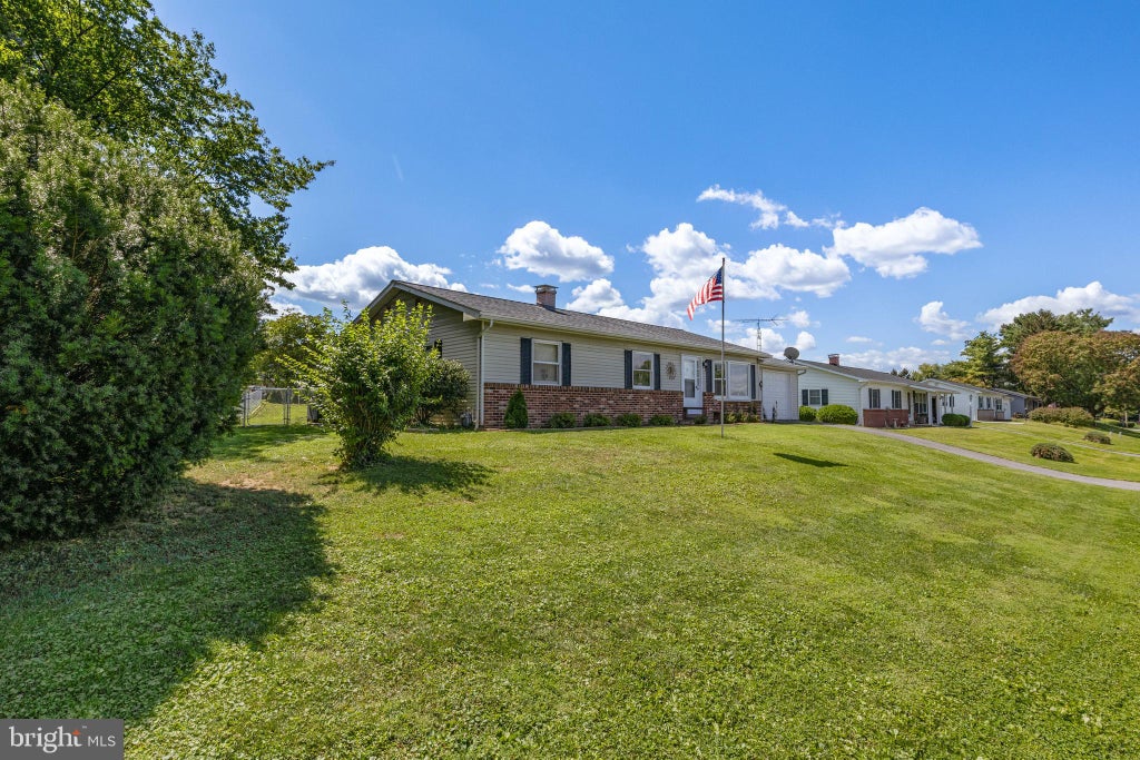 Photo of 49 Vista Drive, MARIETTA, PA 17547 (MLS # PALA2091516)