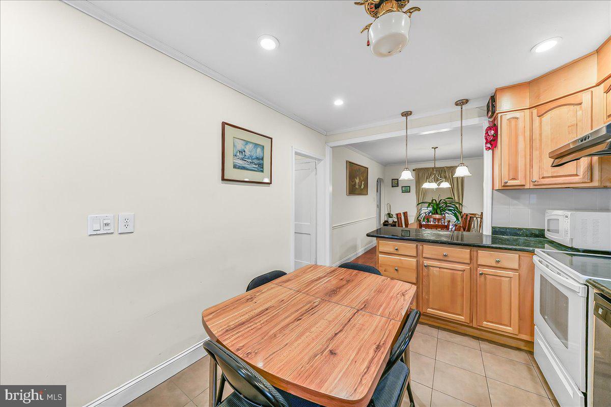 HAVERTOWN - Residential