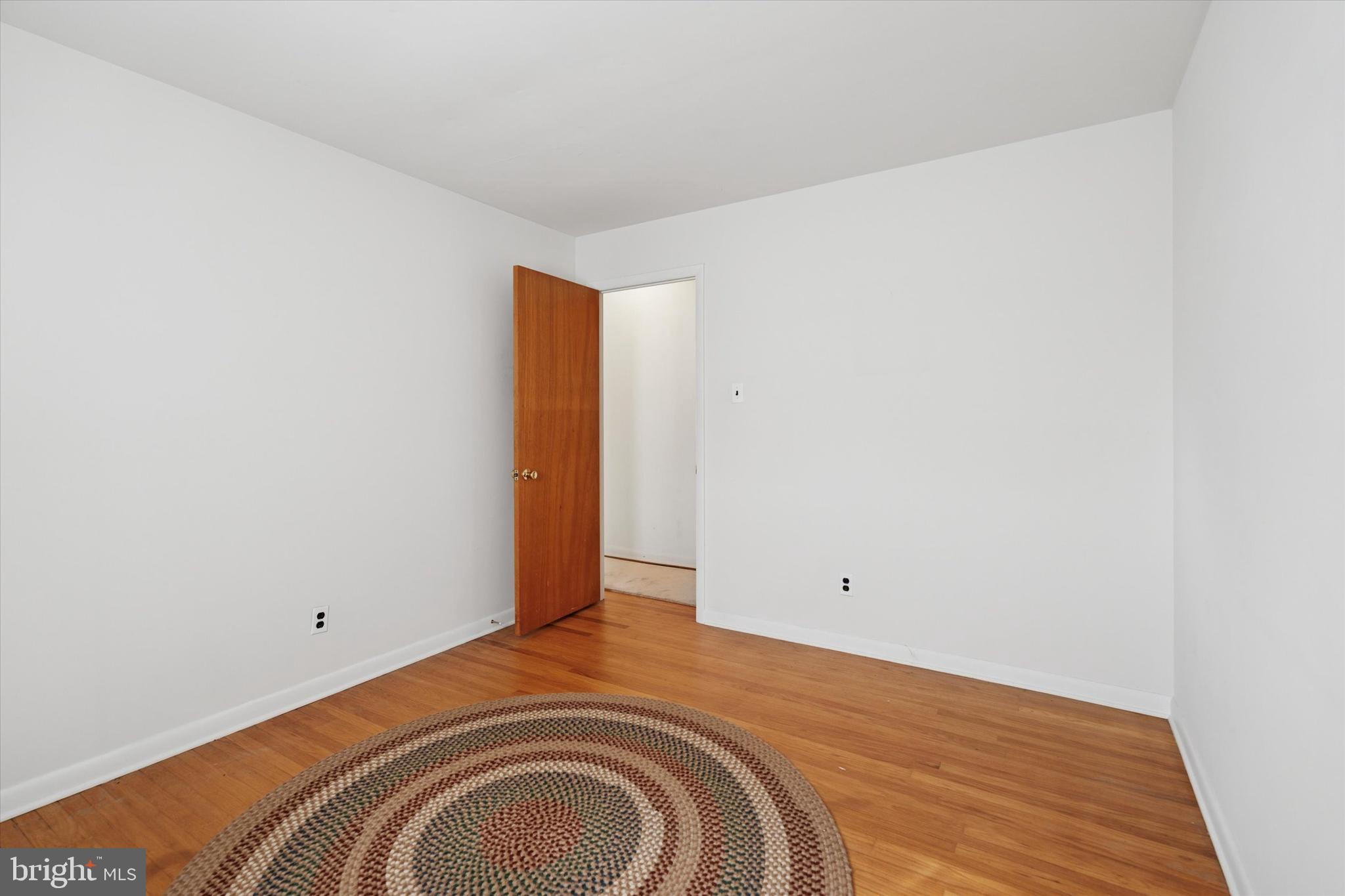 GLENSIDE - Residential