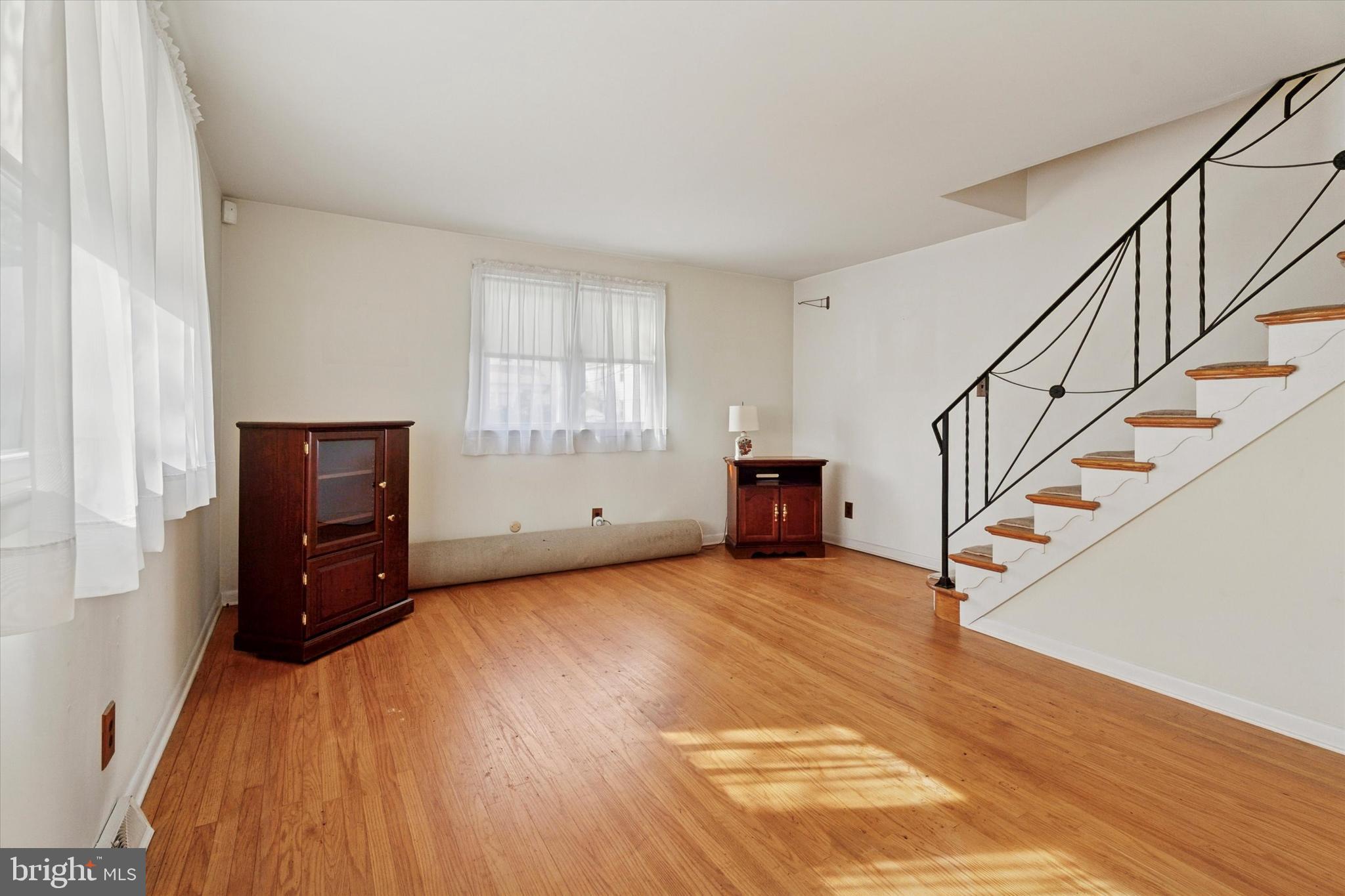 GLENSIDE - Residential