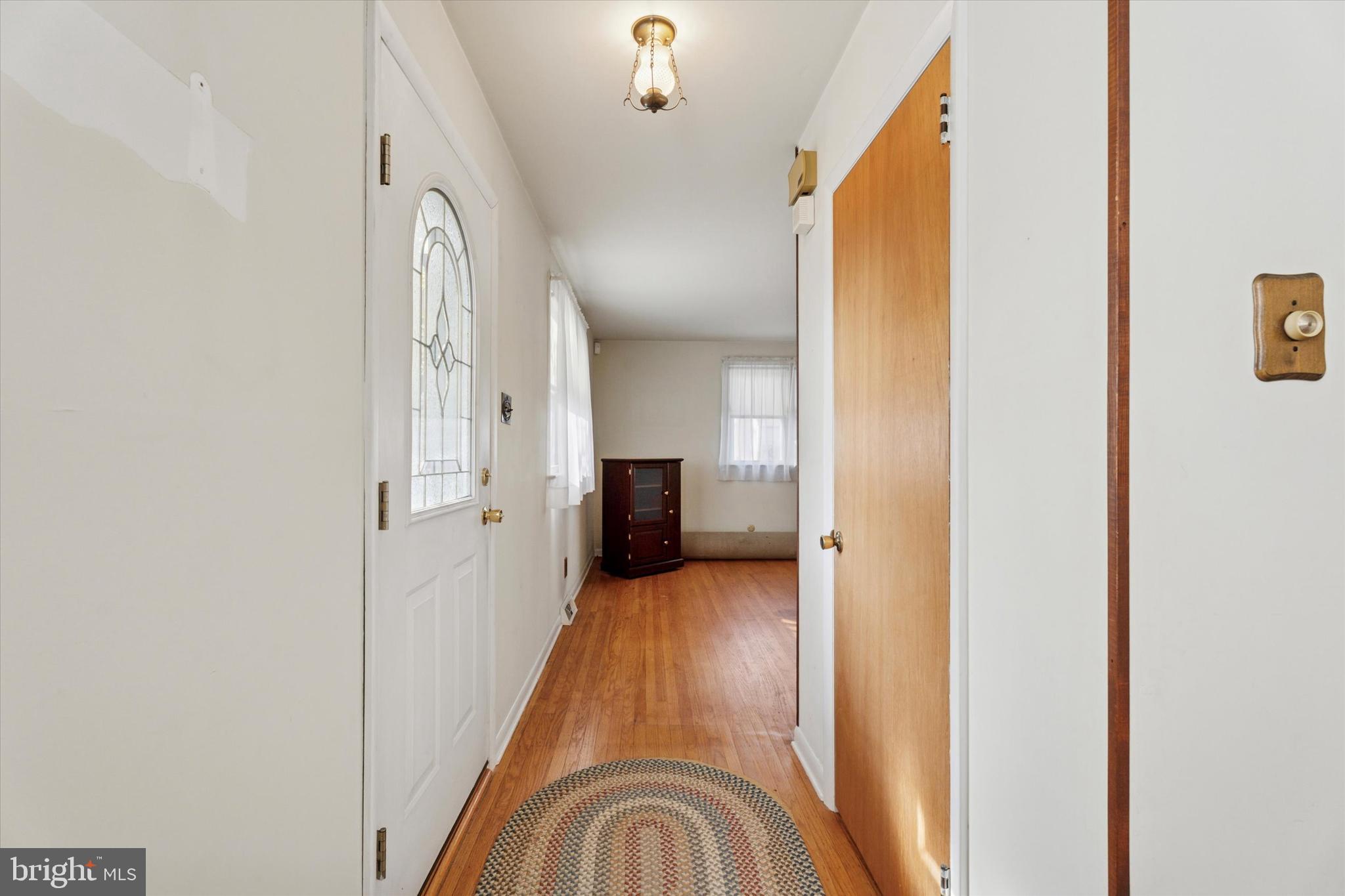 GLENSIDE - Residential