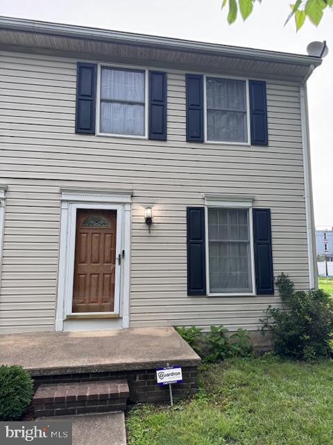 462 ELIZABETH STREET