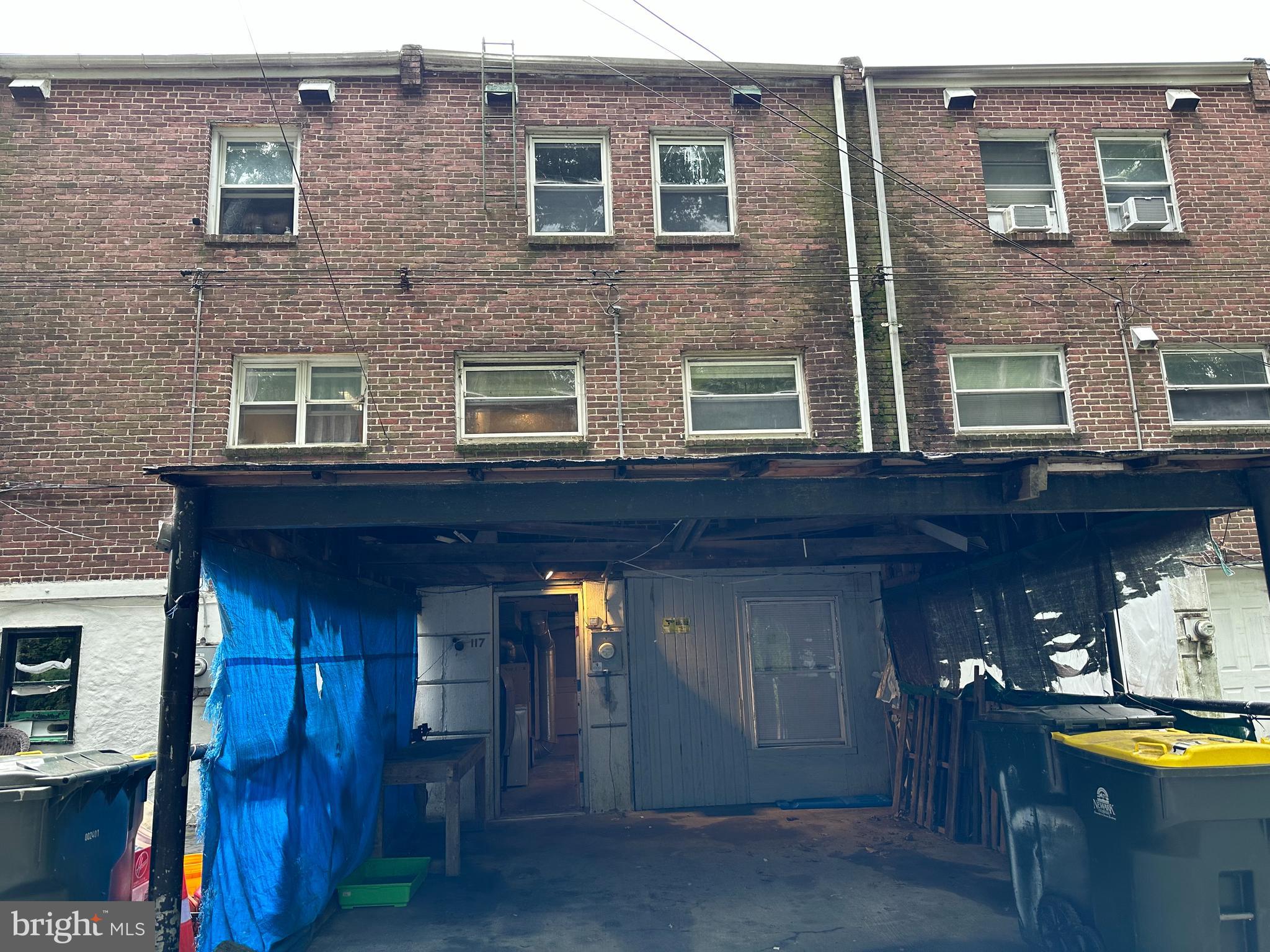 COLLEGE PARK - Residential