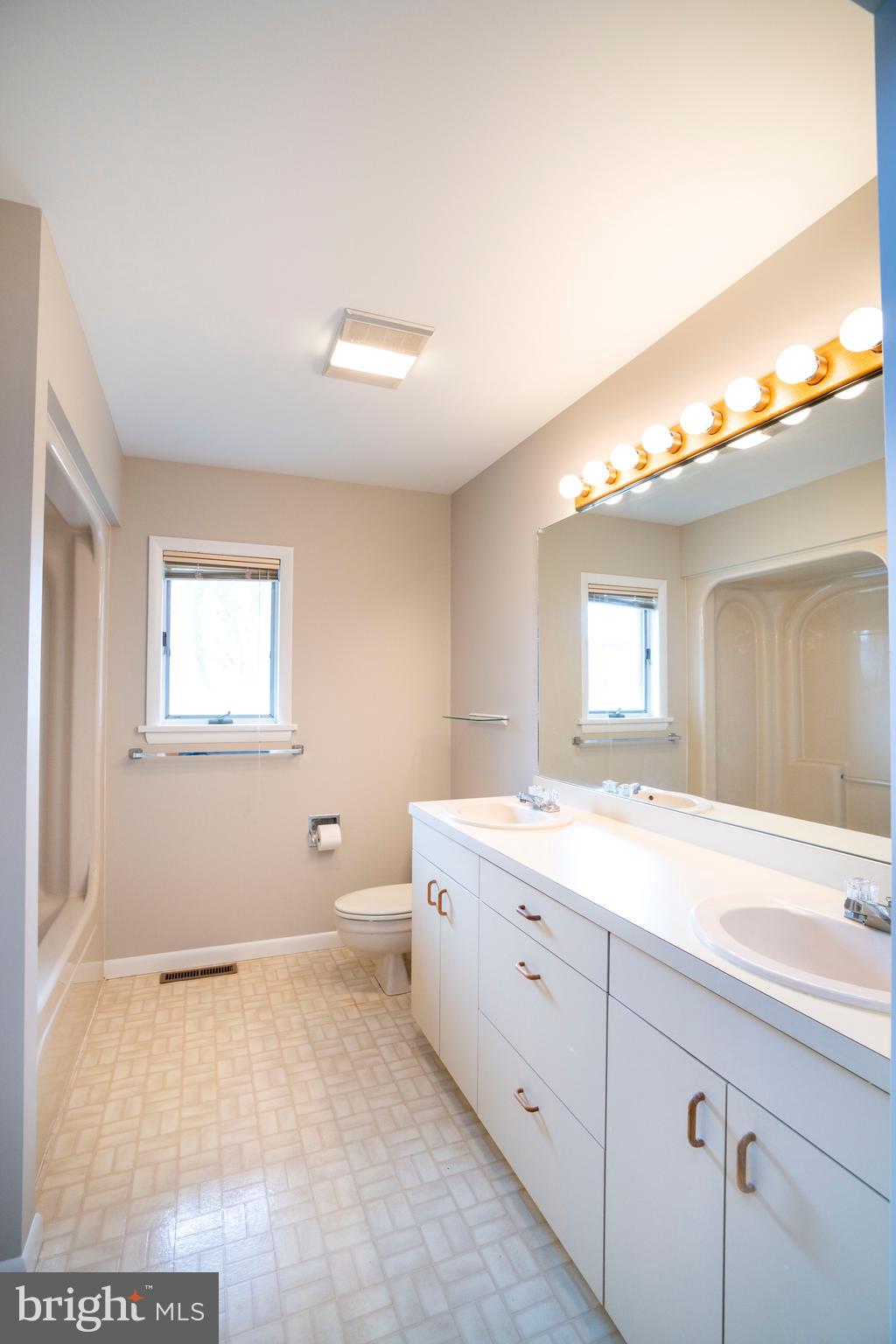 WESTWAY GARDENS II - Residential