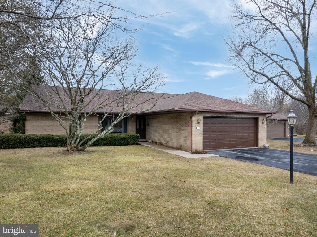 Photo of 1245 Westerly Parkway #50, STATE COLLEGE, PA 16801 (MLS # PACE2517834)