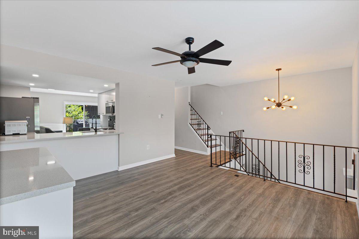 42 KINGSTON TERRACE