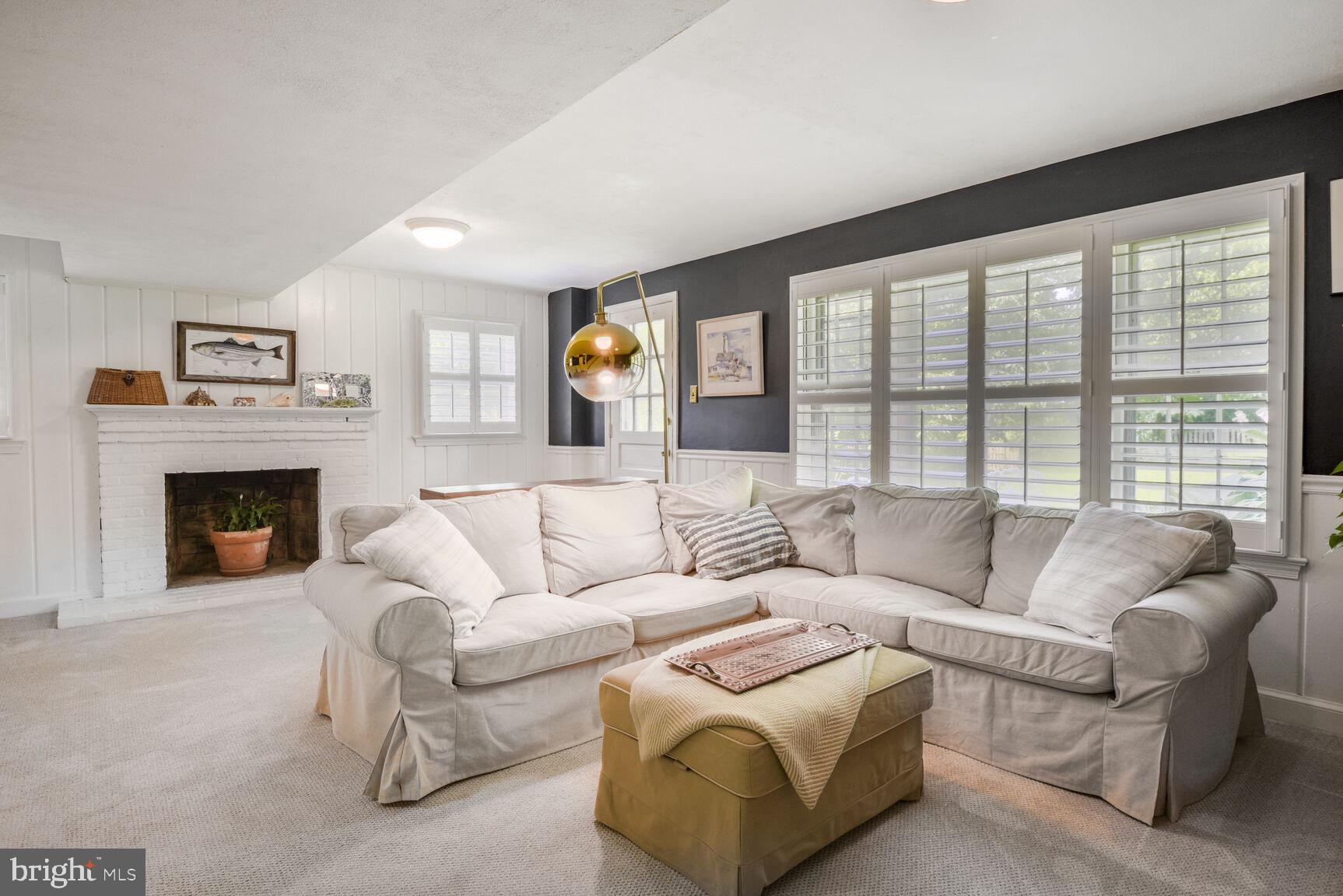 KENWOOD PARK - Residential