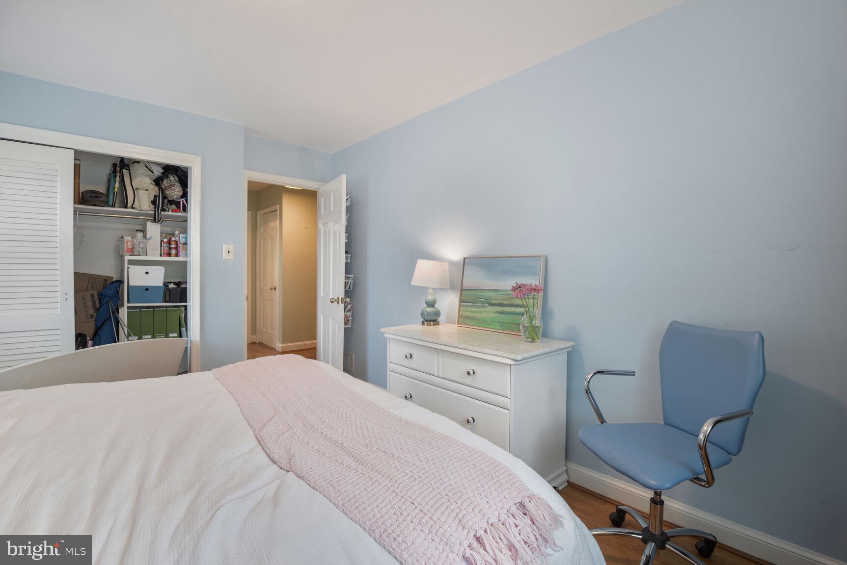 KENWOOD PARK - Residential