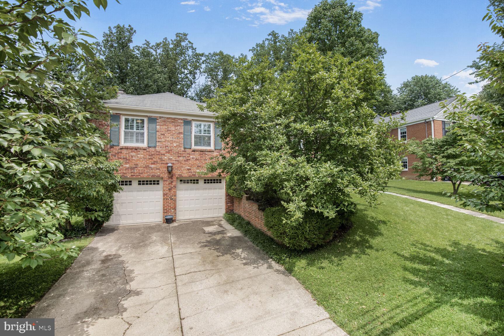 KENWOOD PARK - Residential