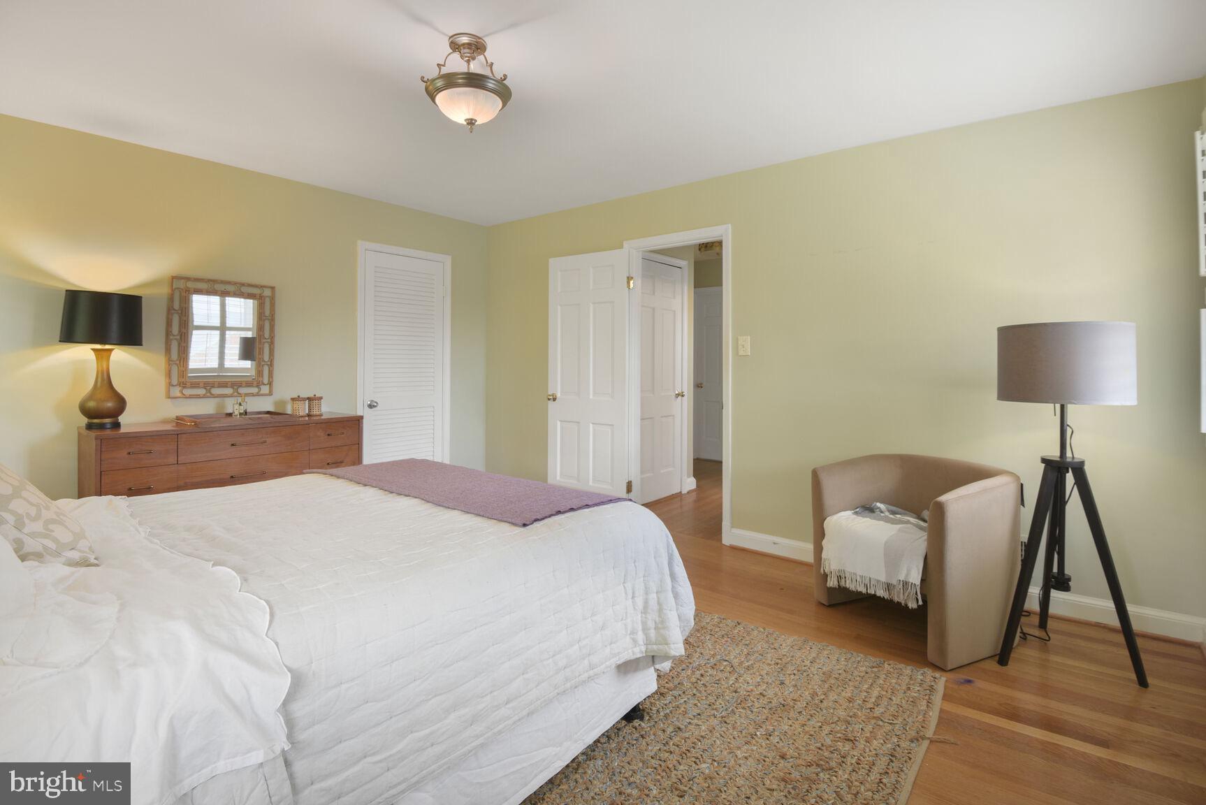 KENWOOD PARK - Residential