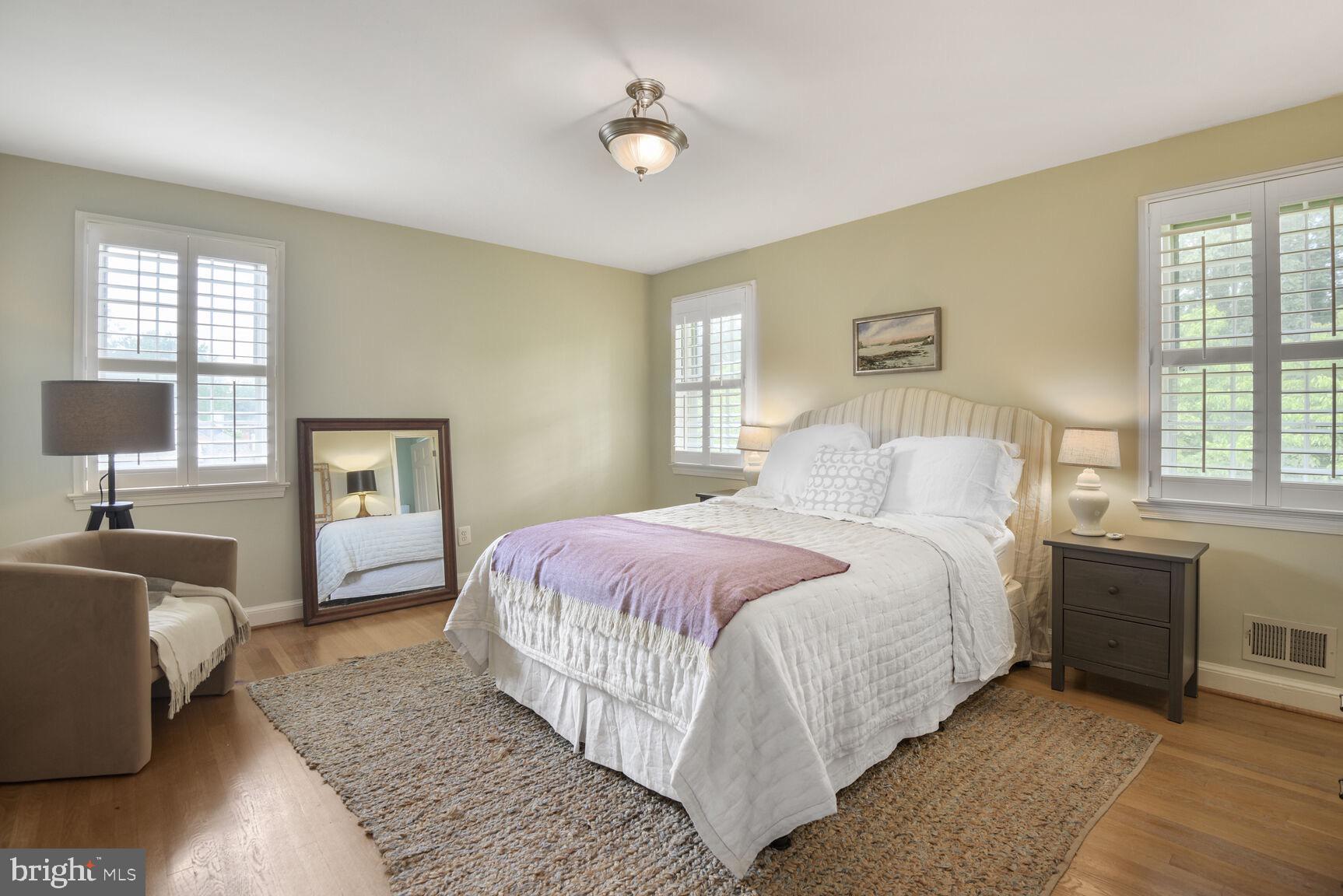 KENWOOD PARK - Residential