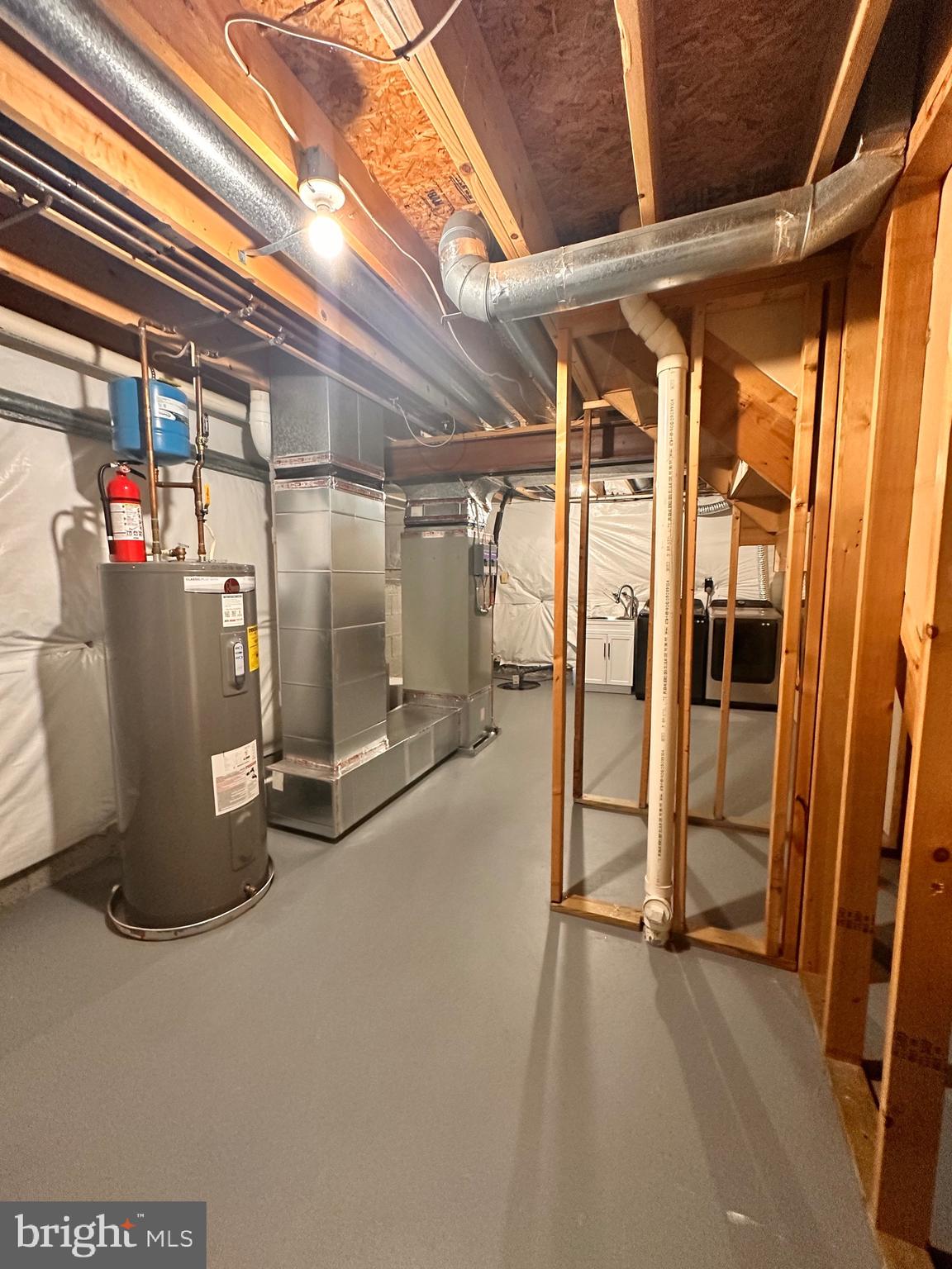 BRITINAY IV - Residential Lease