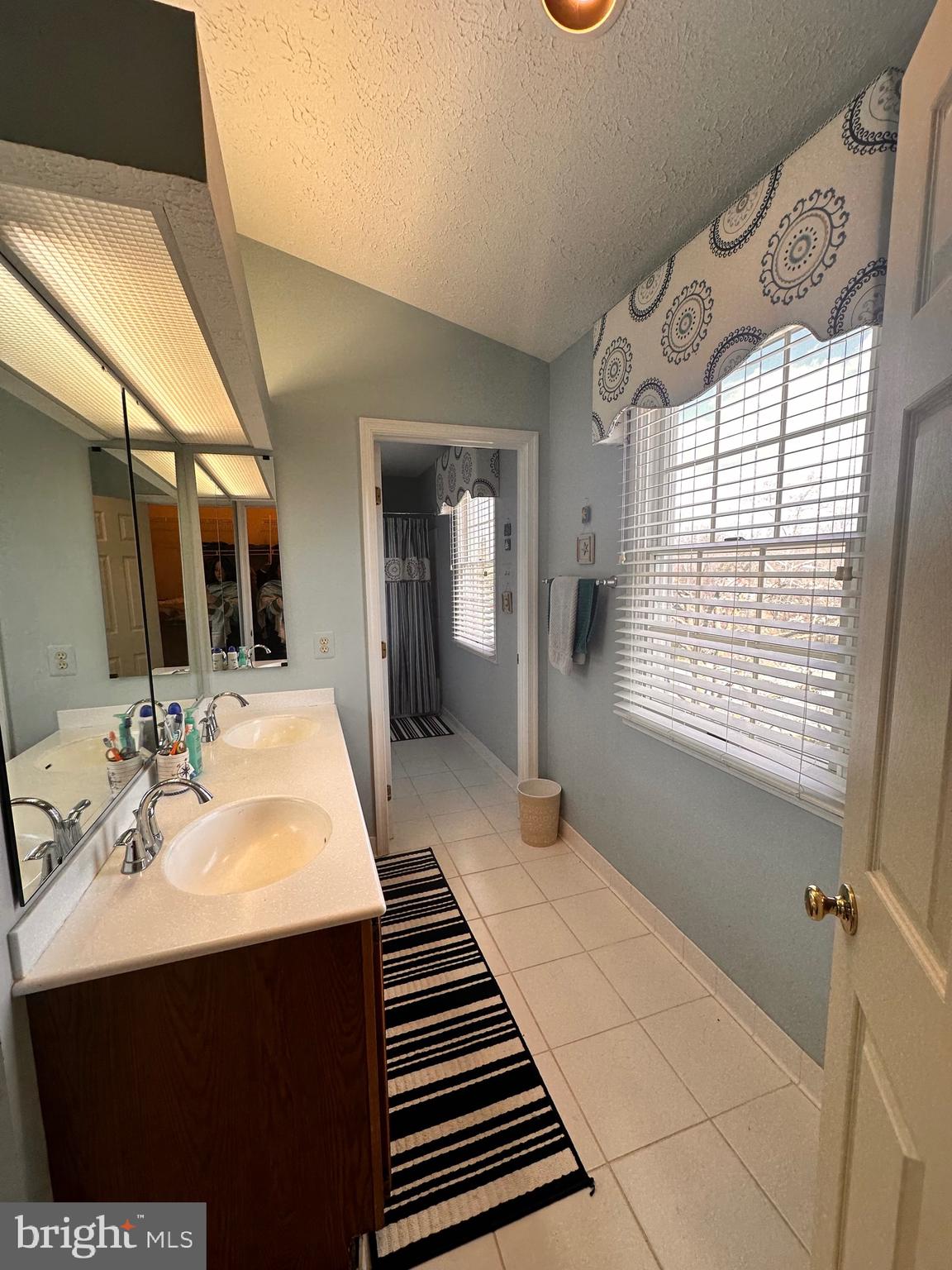 BRITINAY IV - Residential Lease