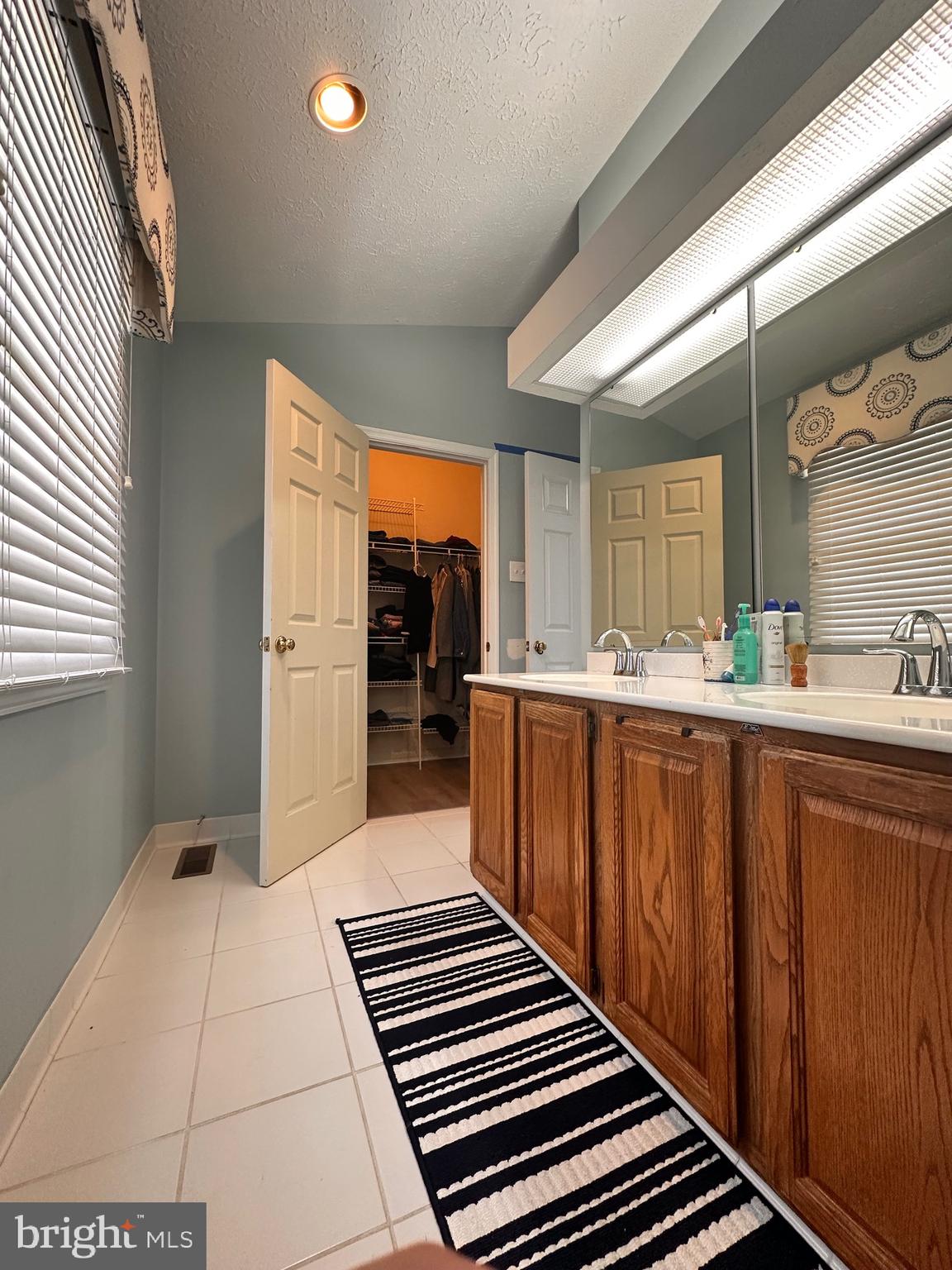 BRITINAY IV - Residential Lease