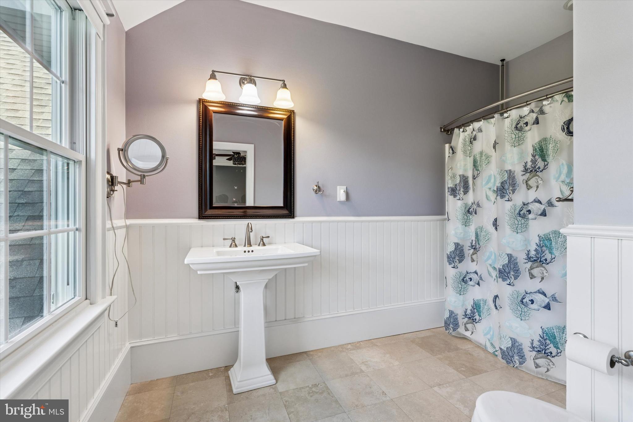 NEWLIN GREENE - Residential