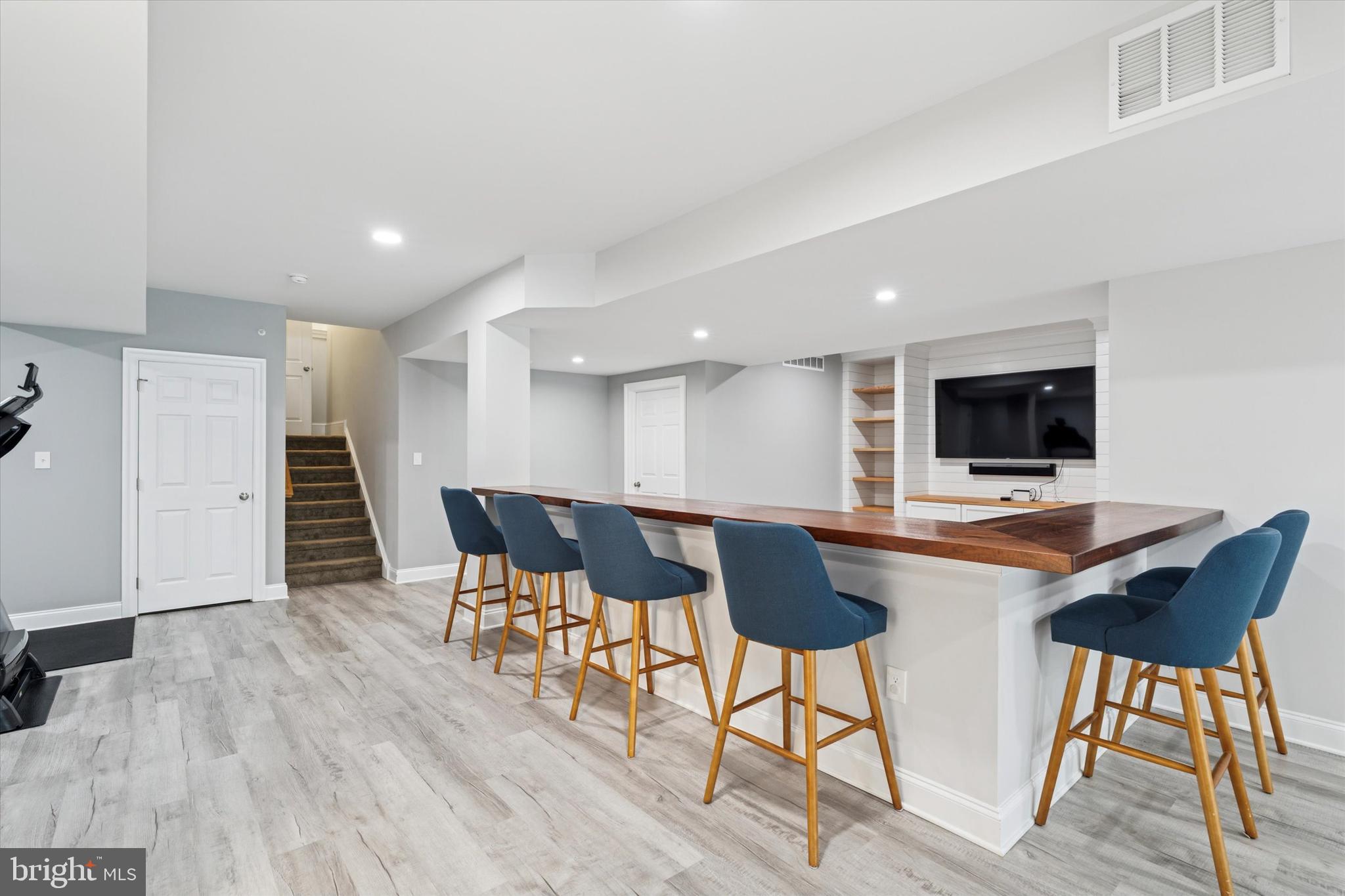 NEWLIN GREENE - Residential