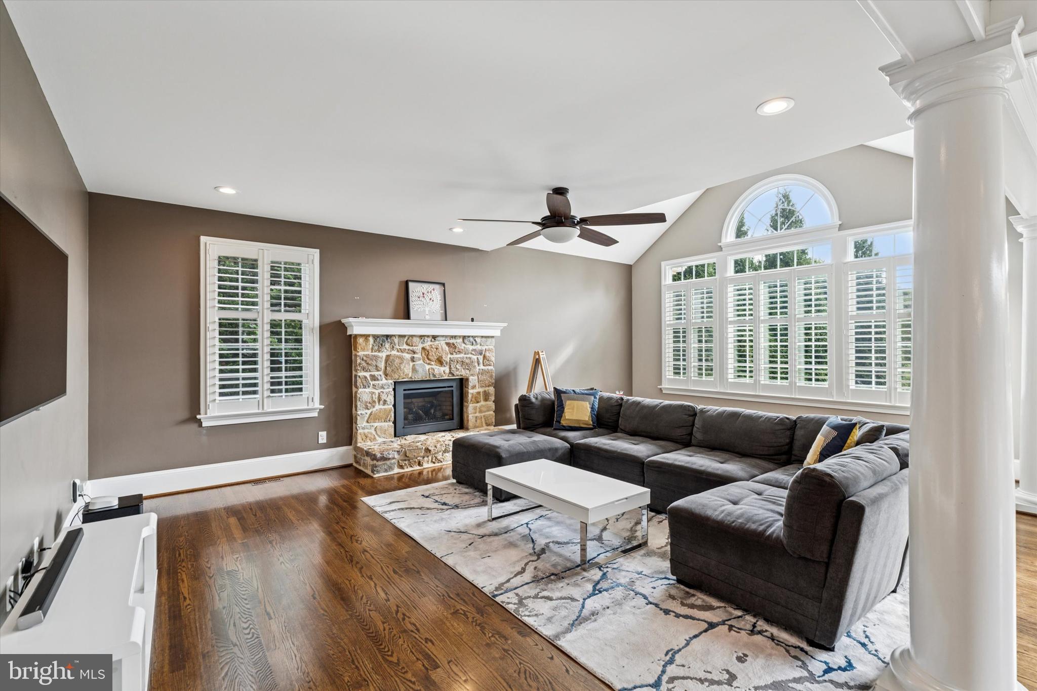 NEWLIN GREENE - Residential