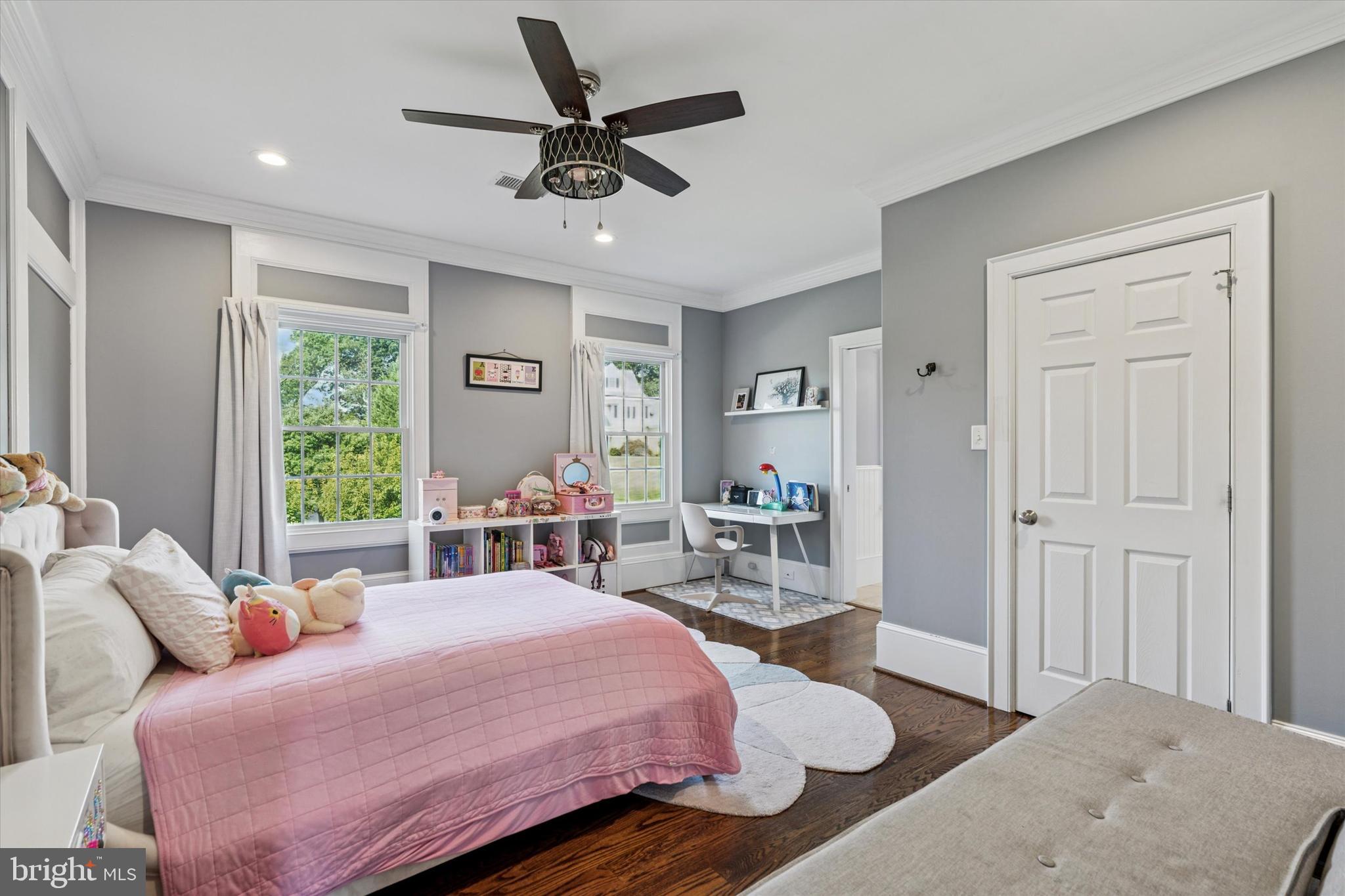 NEWLIN GREENE - Residential