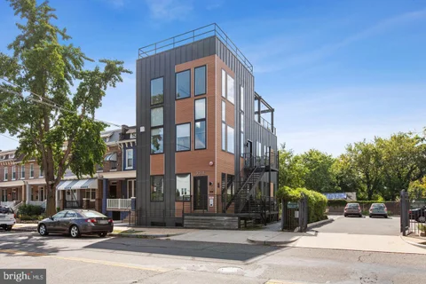 MLS: DCDC2254550