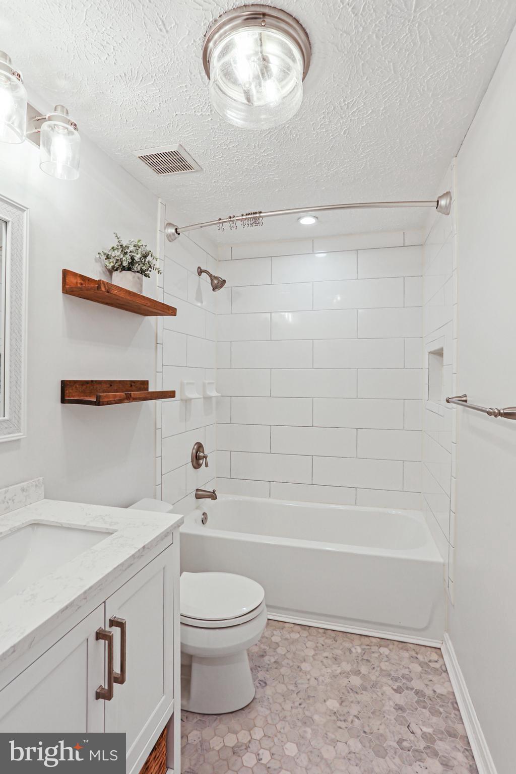 DEERFIELD - Residential