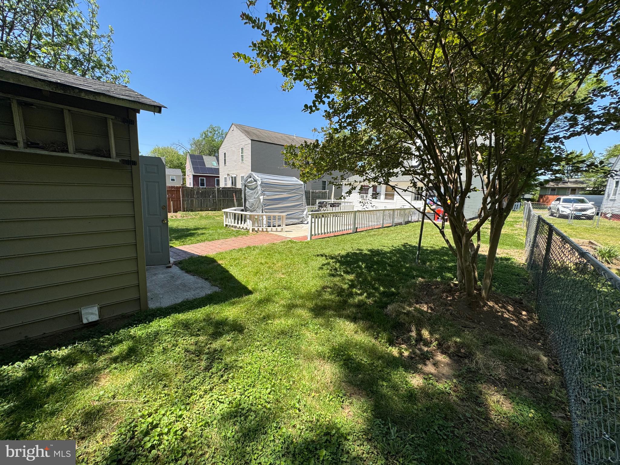 RIVERDALE PARK - Residential