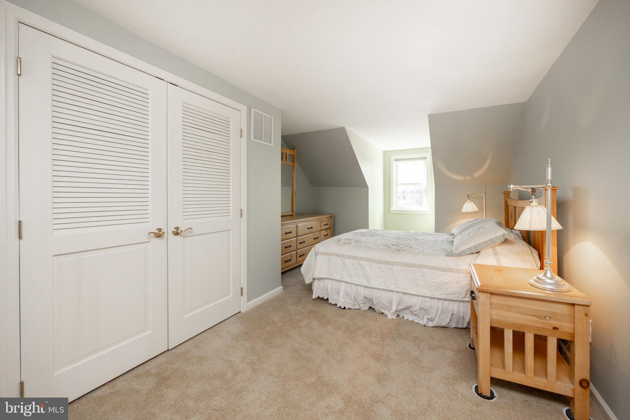 ROLLING RIDGE - Residential