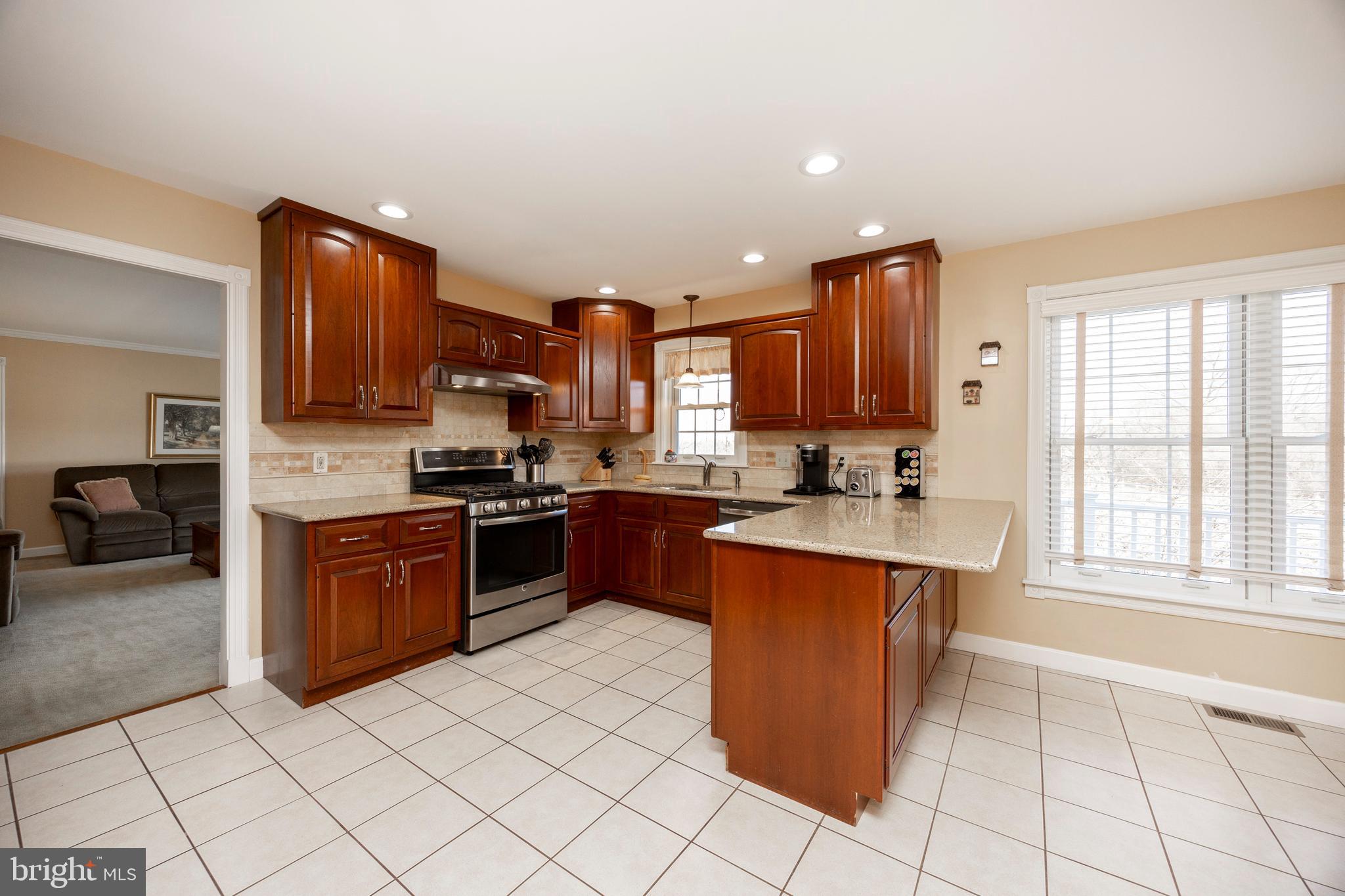 ROLLING RIDGE - Residential