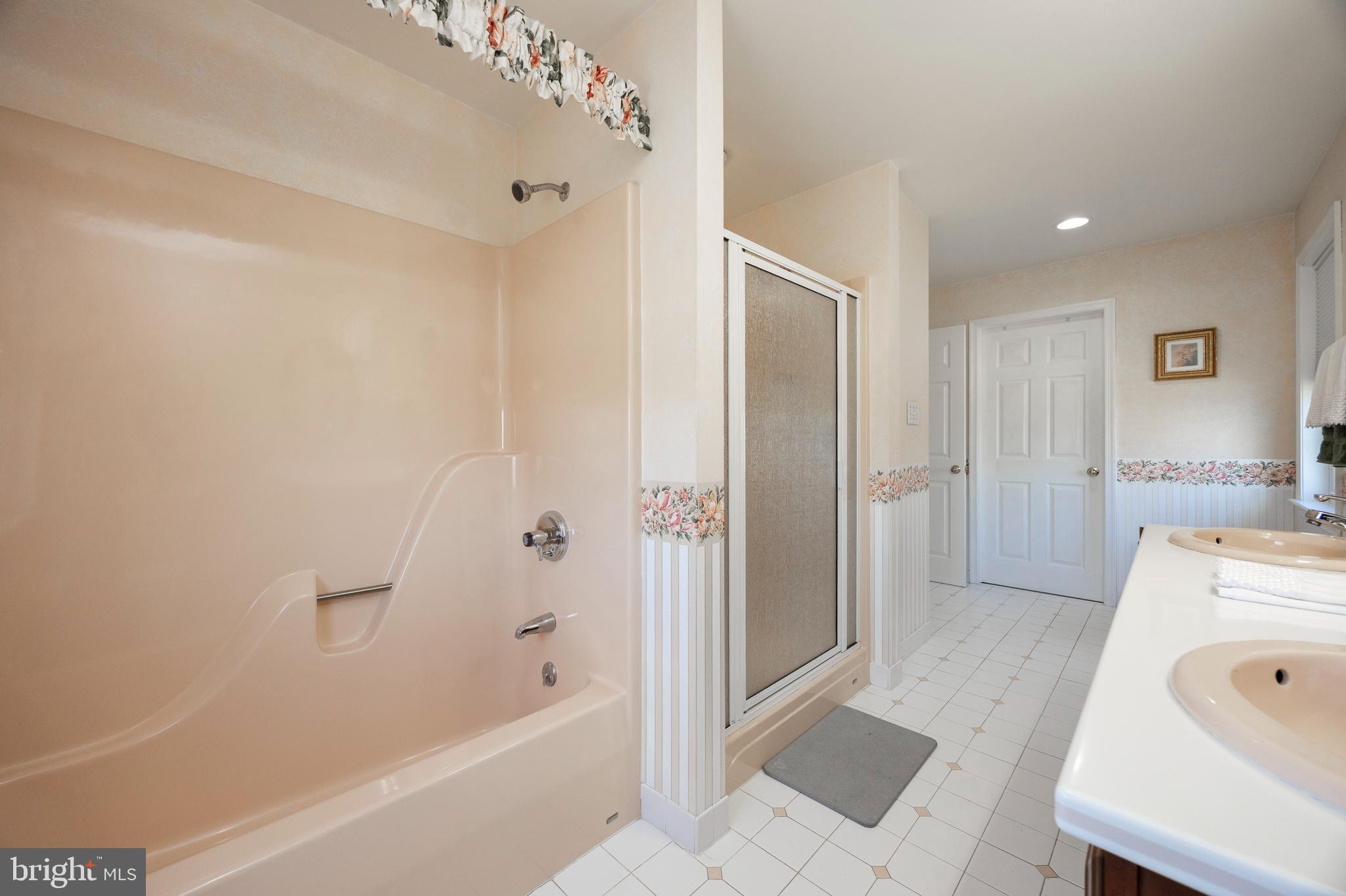 ROLLING RIDGE - Residential