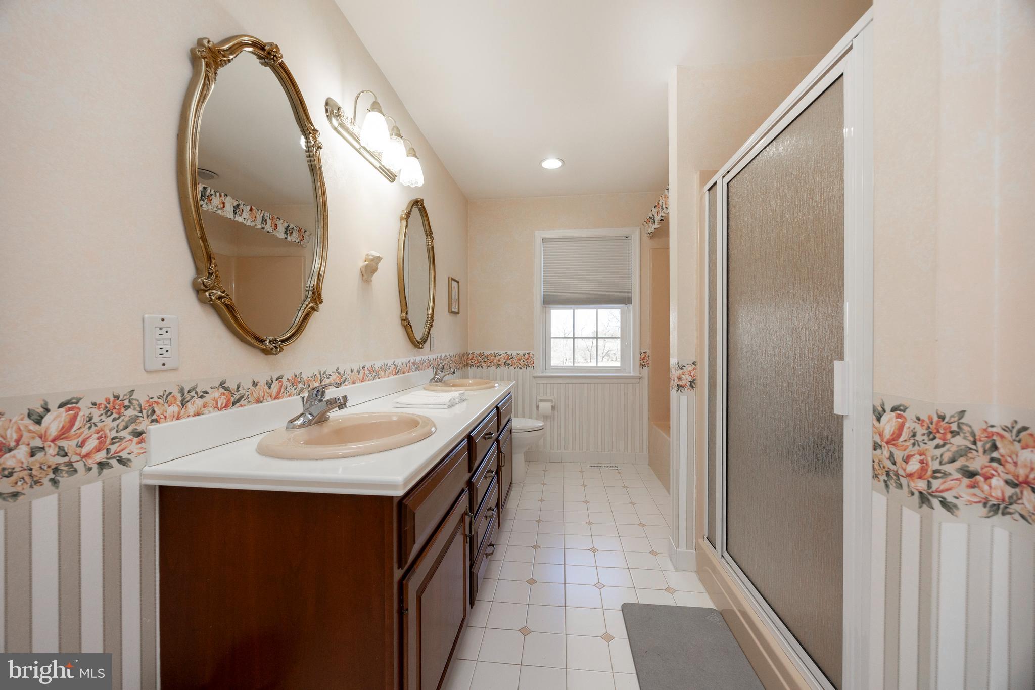 ROLLING RIDGE - Residential