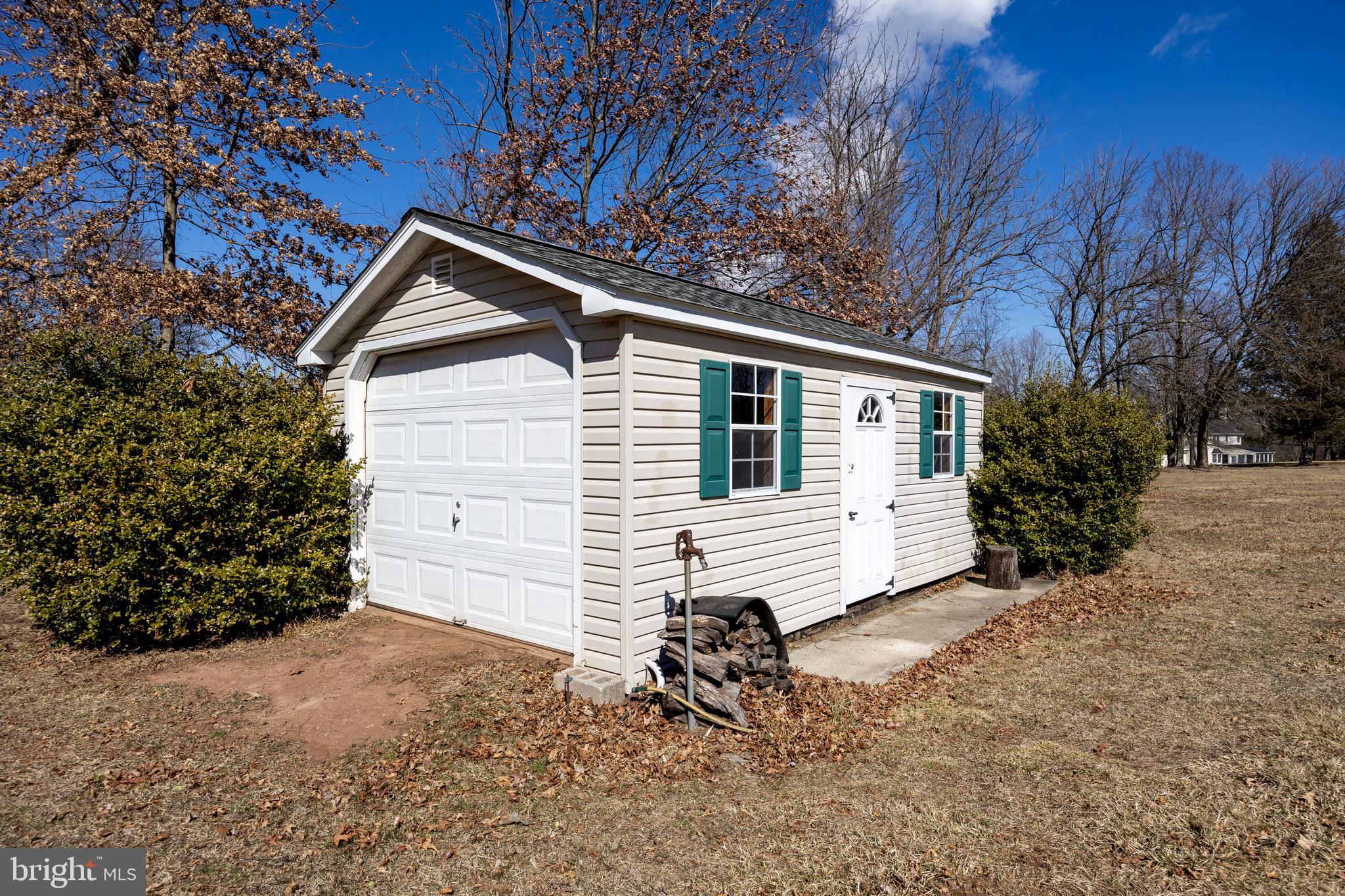 ROLLING RIDGE - Residential