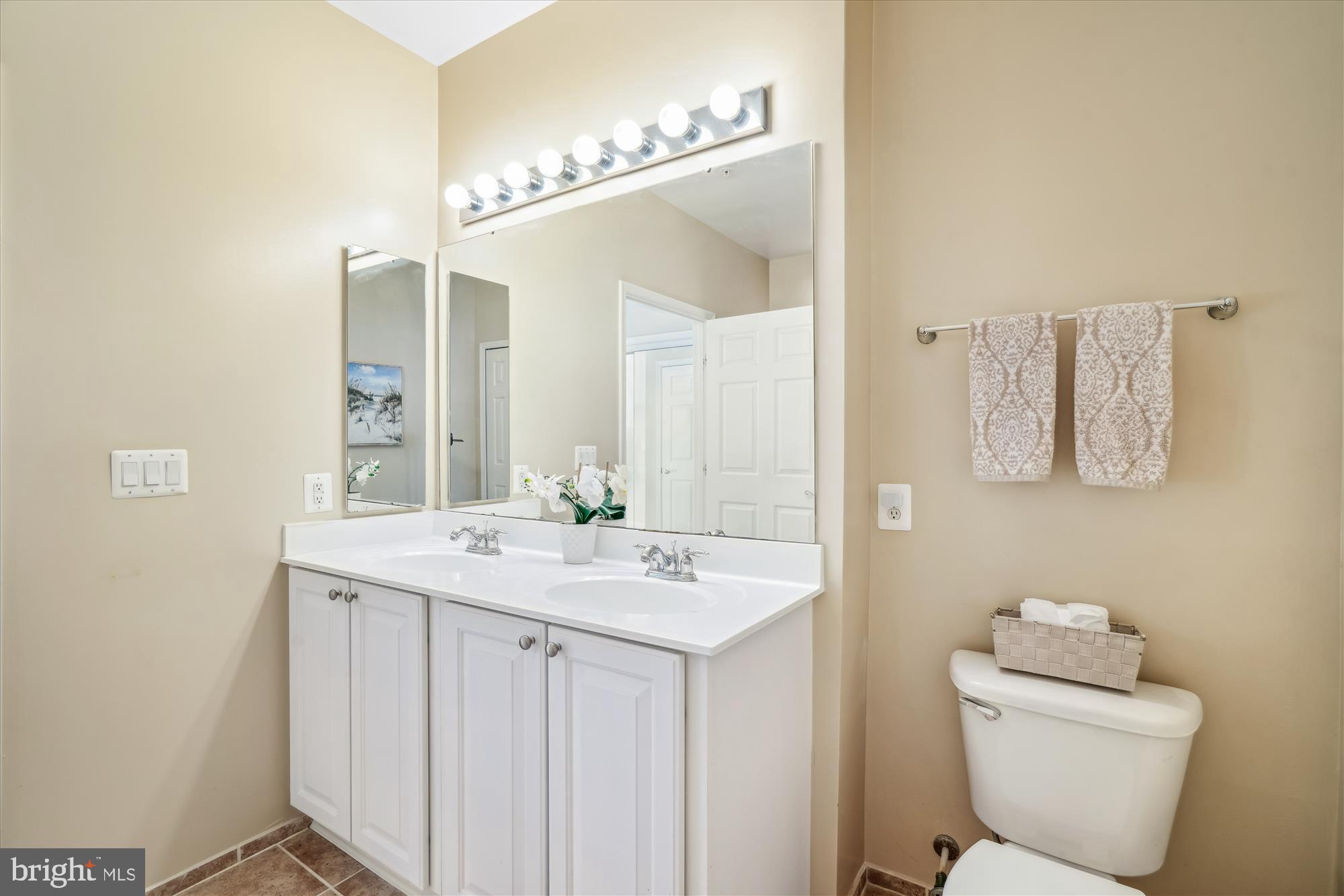 HEARTHSTONE AT TIMBERS - Residential