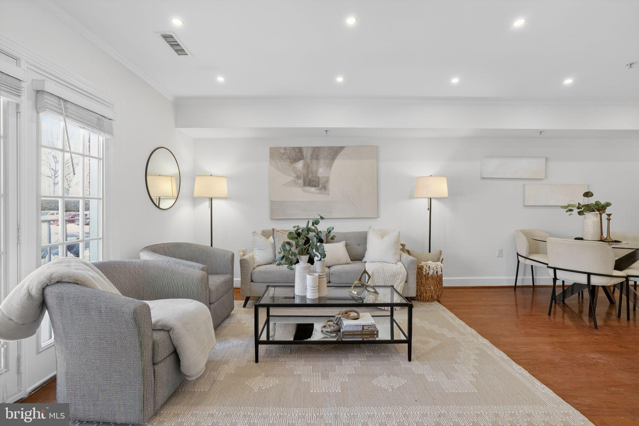 3805 PORTER STREET NW 201