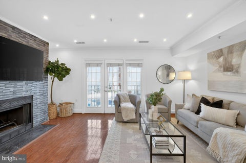 Condo For Sale - 3805 Porter Street #201<br/> WASHINGTON, DC 20016