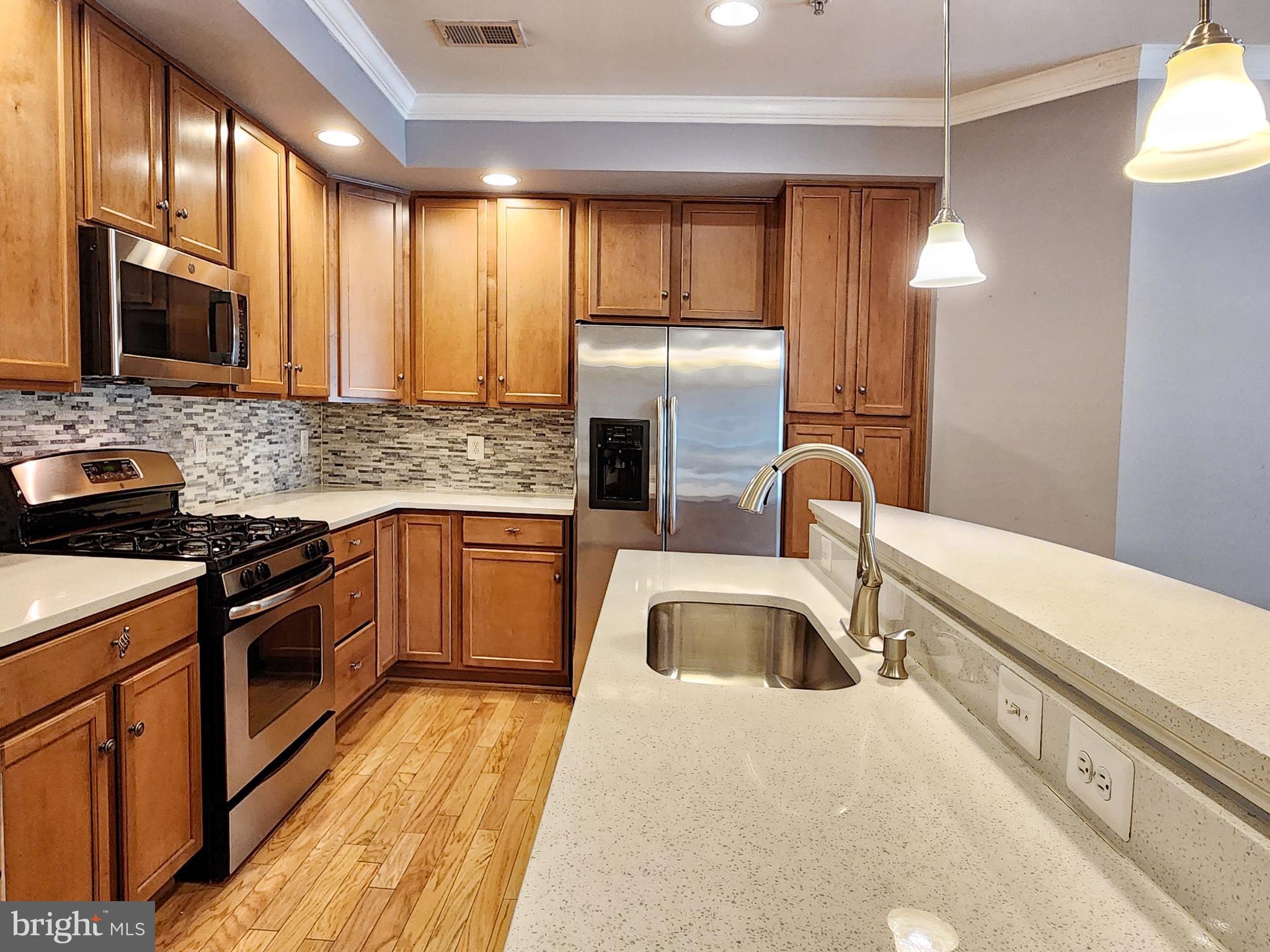 POTOMAC CLUB - Residential Lease