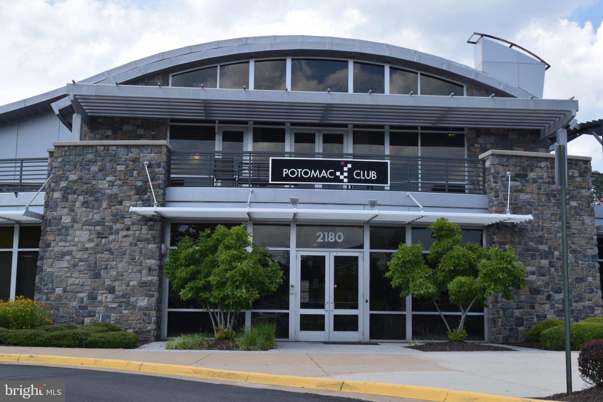 POTOMAC CLUB - Residential Lease