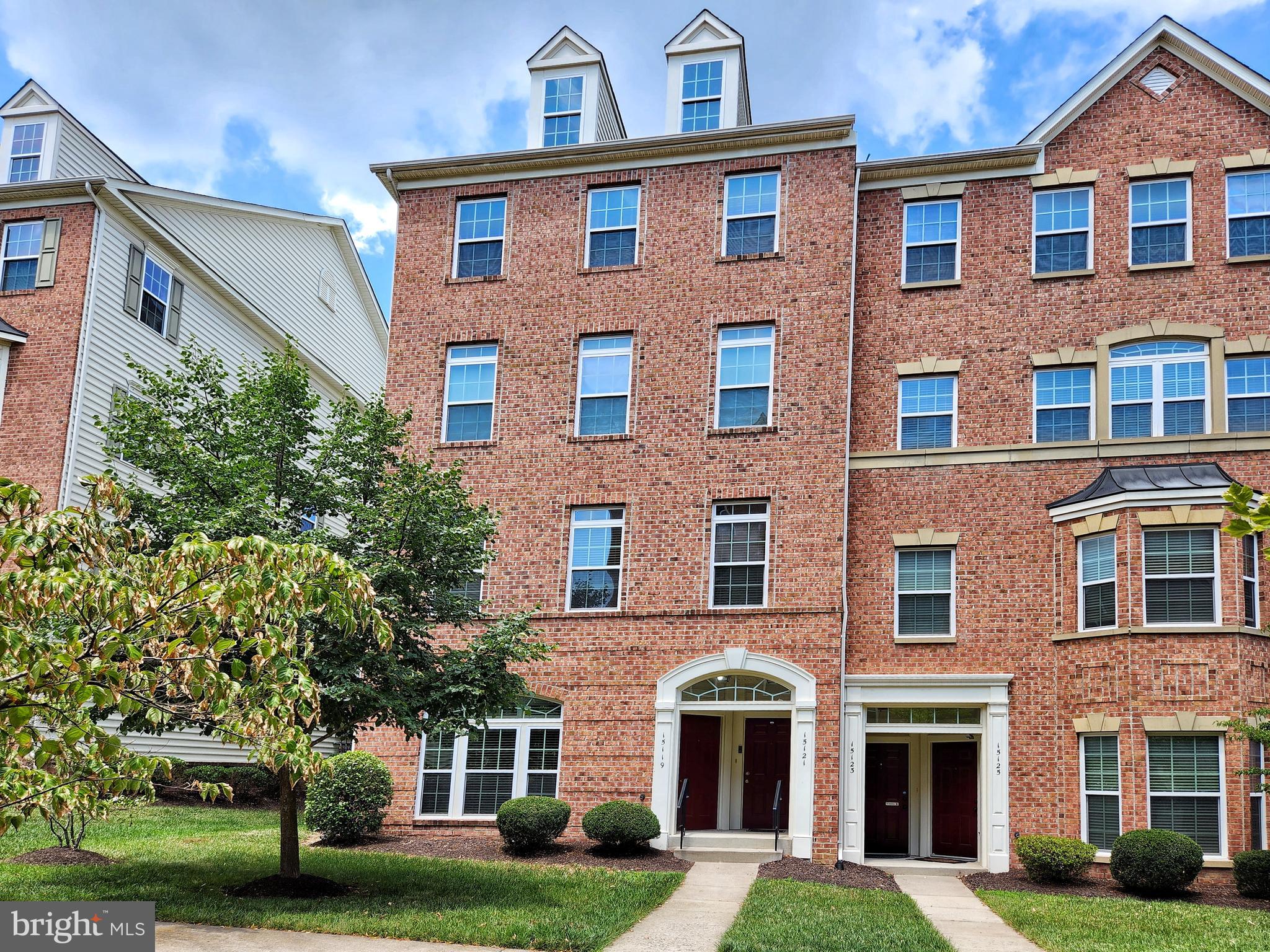 POTOMAC CLUB - Residential Lease