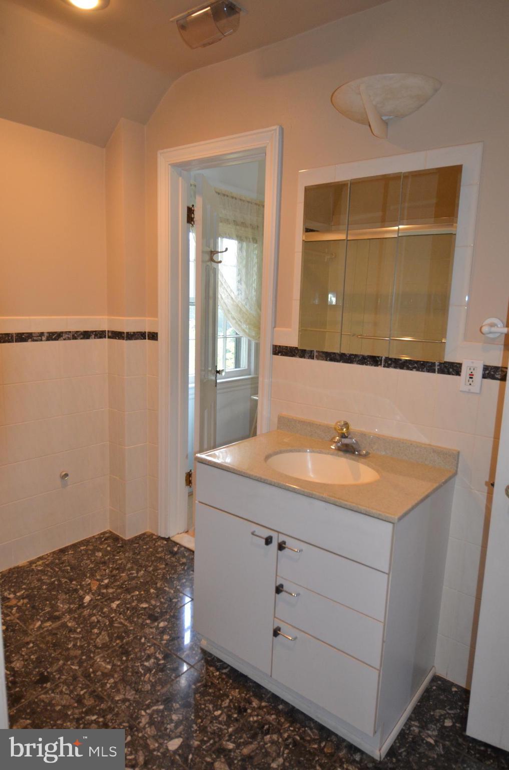 CHEVY CHASE - Residential Lease