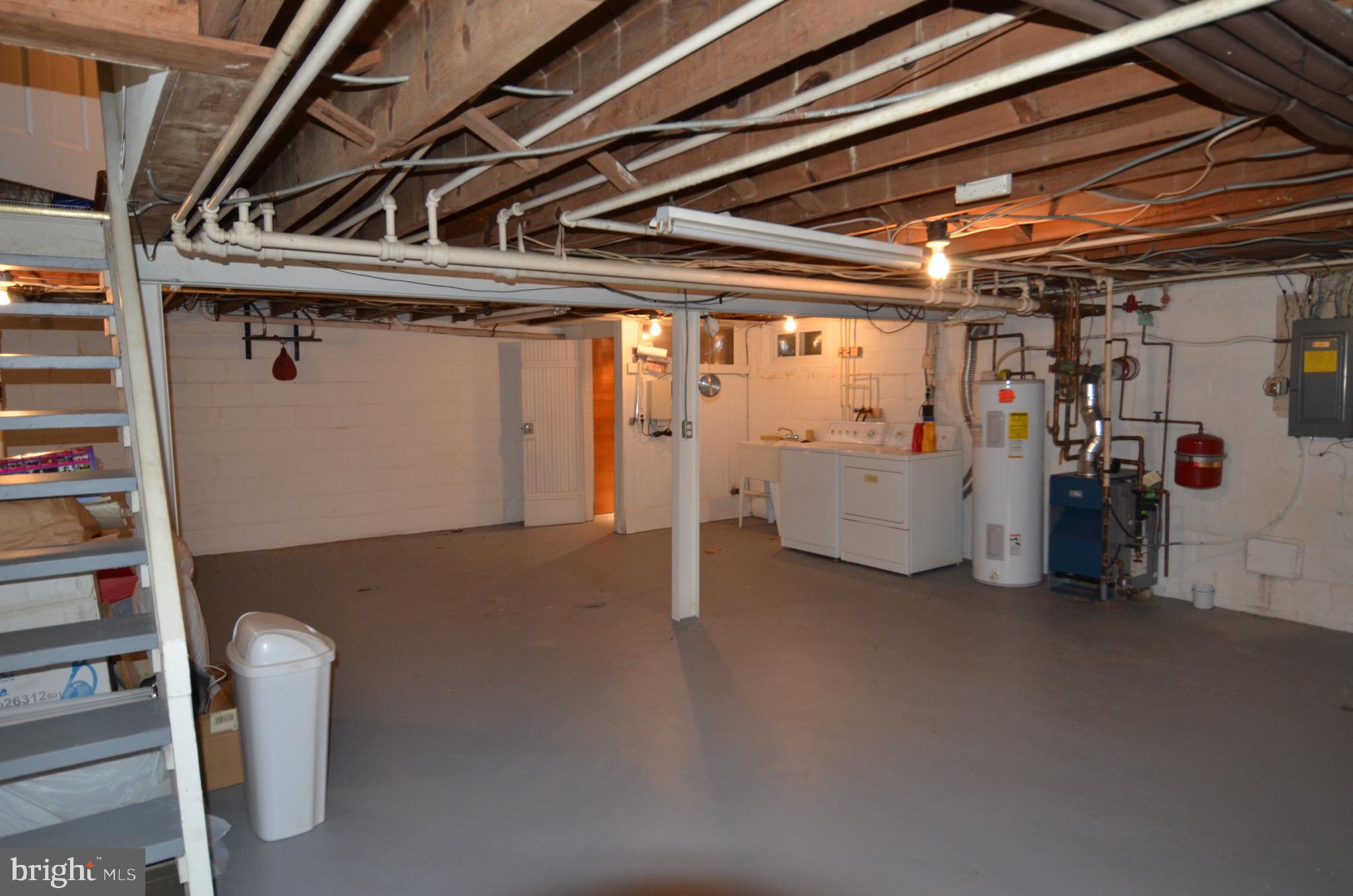 CHEVY CHASE - Residential Lease