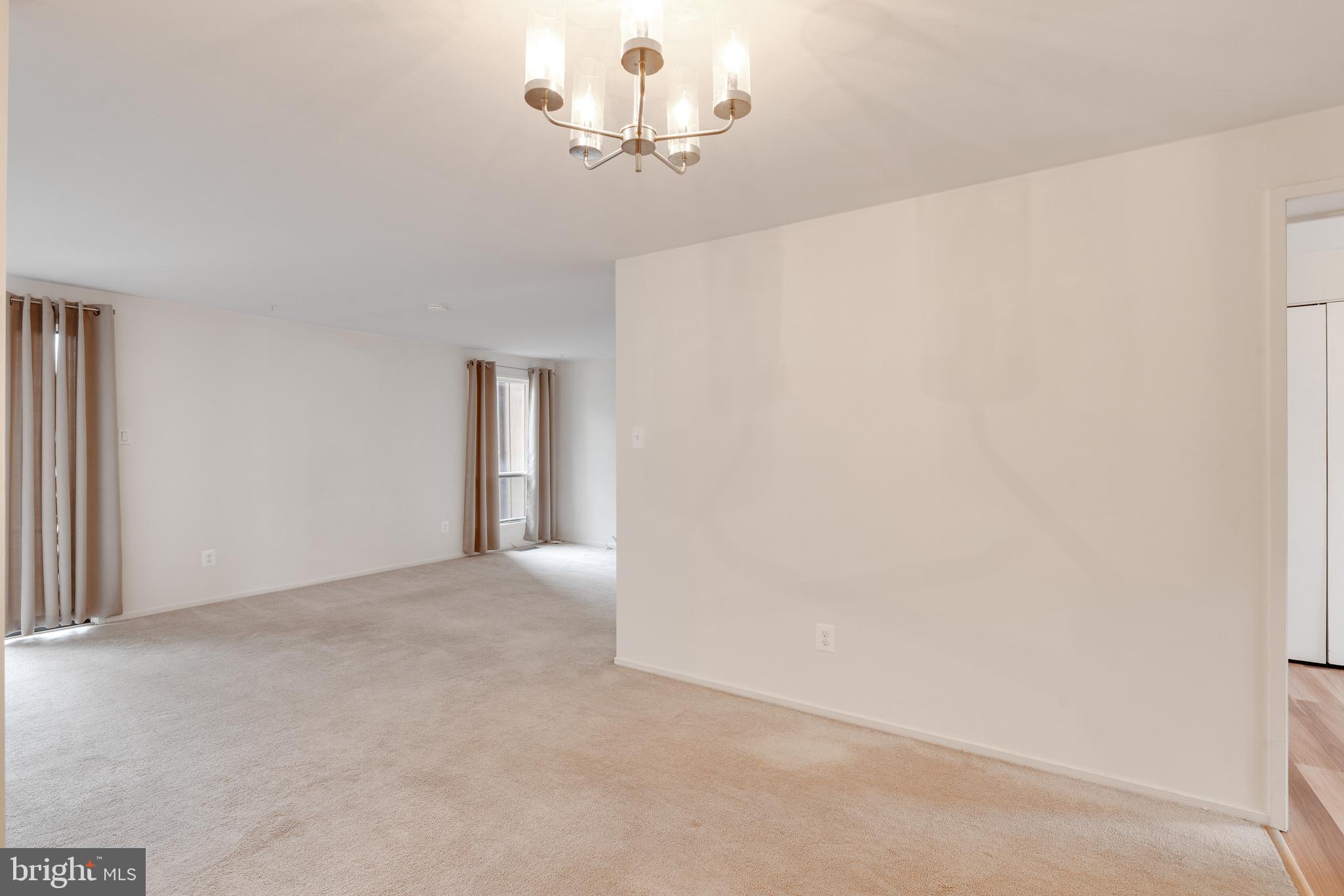 ELAN MEWS - Residential
