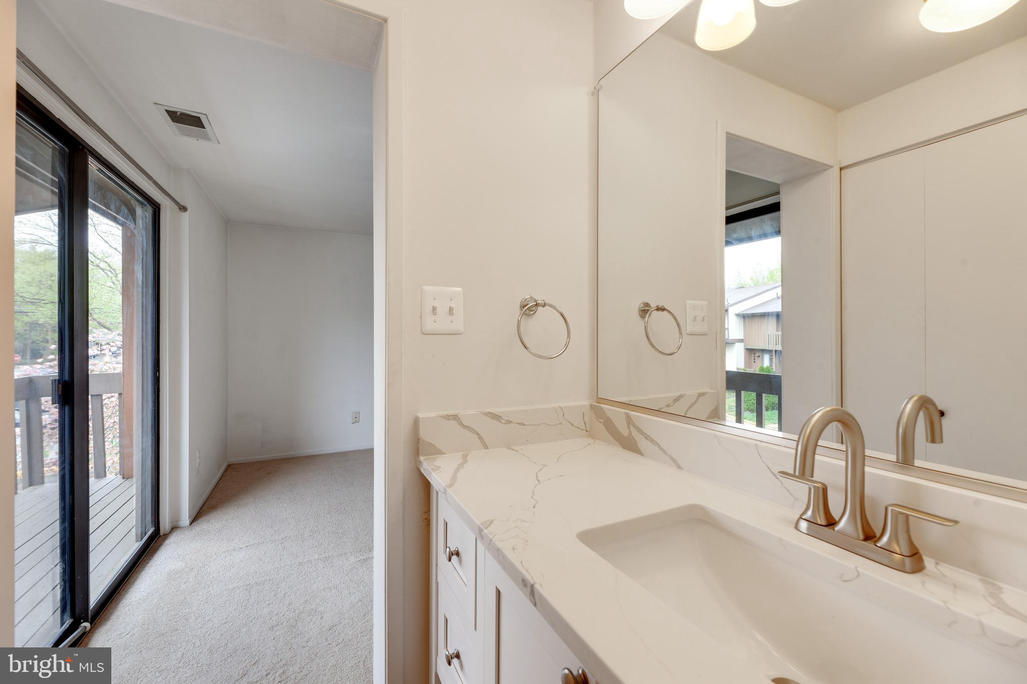 ELAN MEWS - Residential
