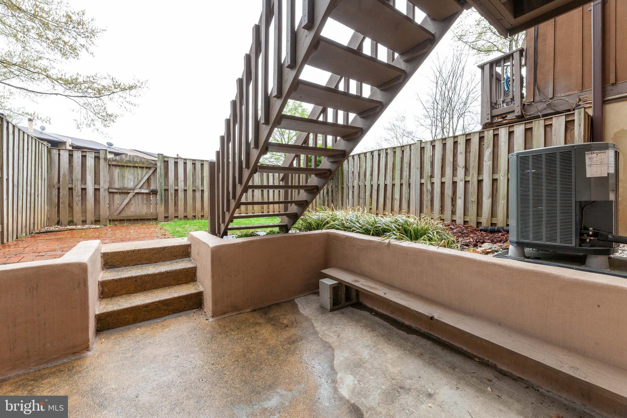ELAN MEWS - Residential