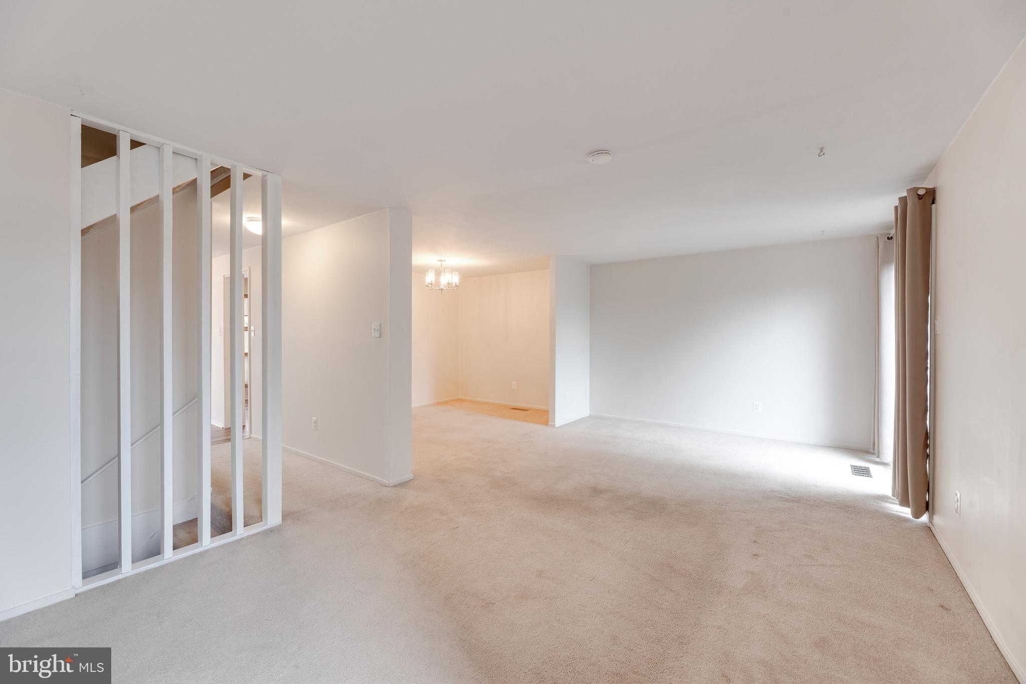 ELAN MEWS - Residential