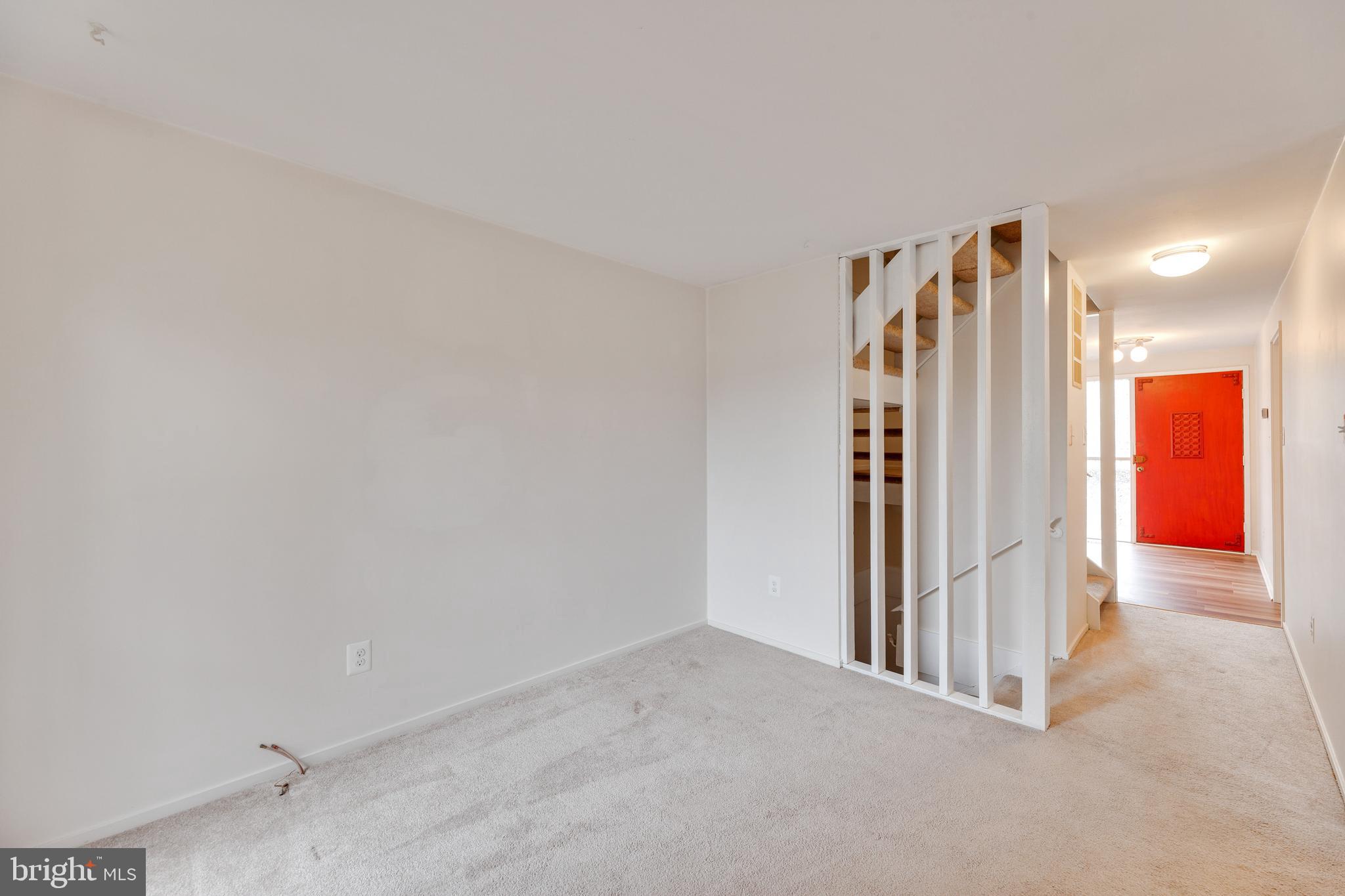 ELAN MEWS - Residential