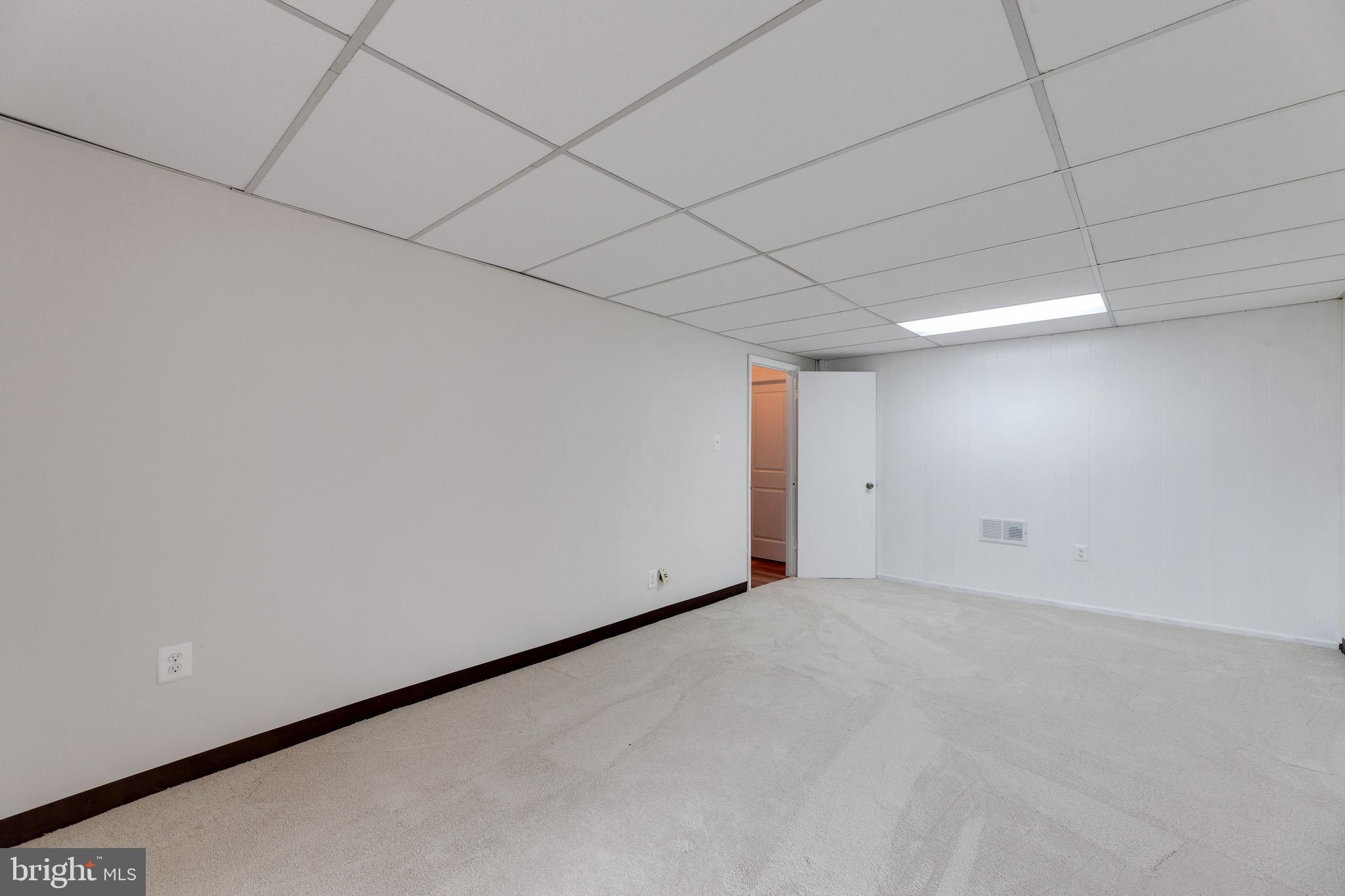 ELAN MEWS - Residential