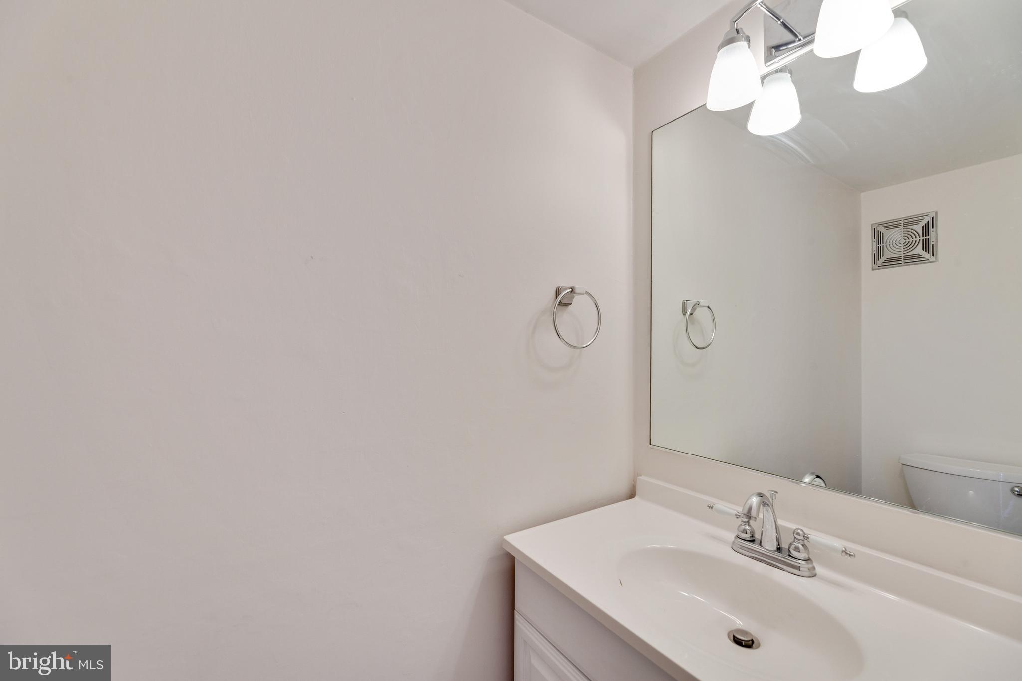 ELAN MEWS - Residential