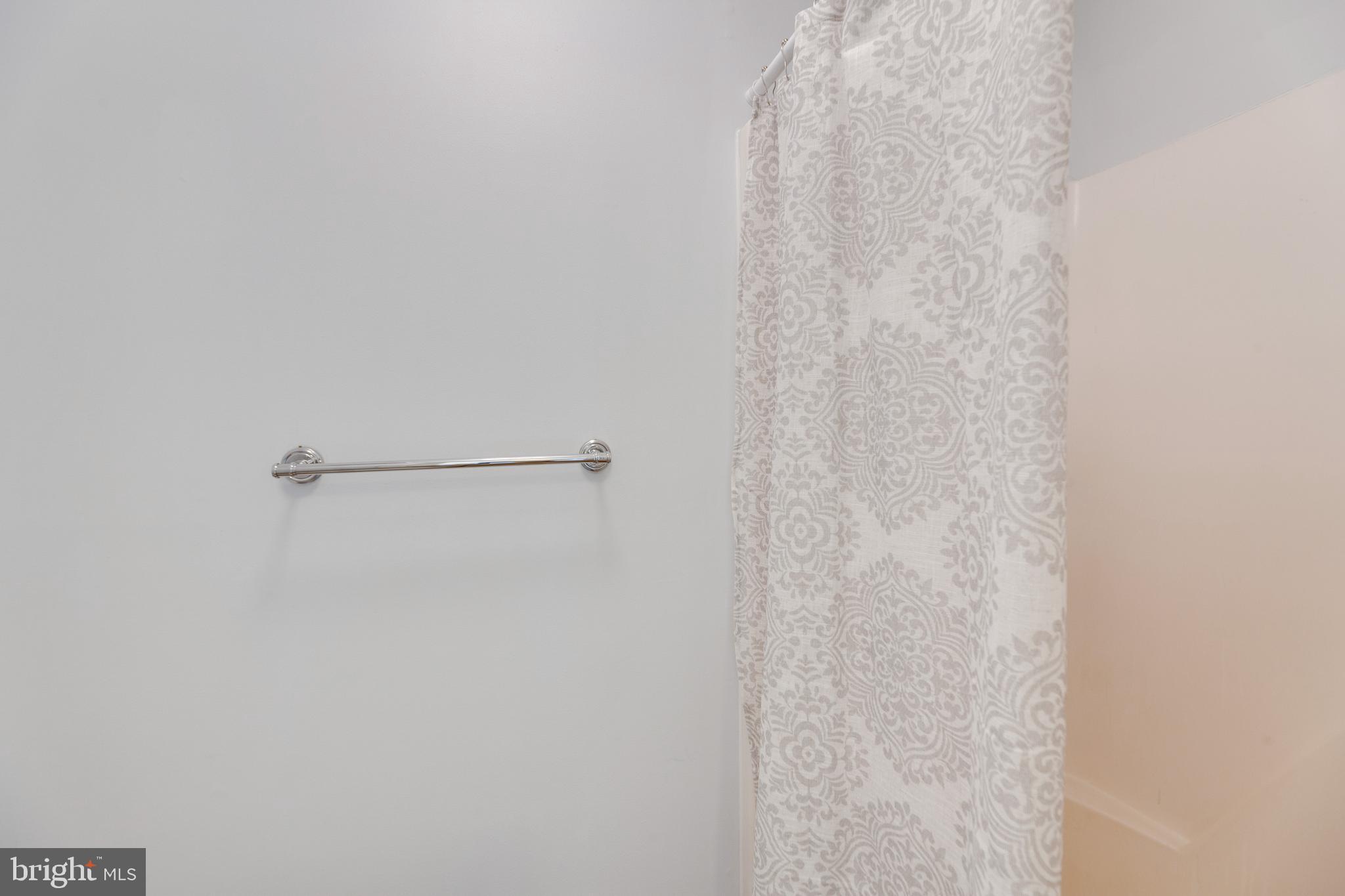 ELAN MEWS - Residential