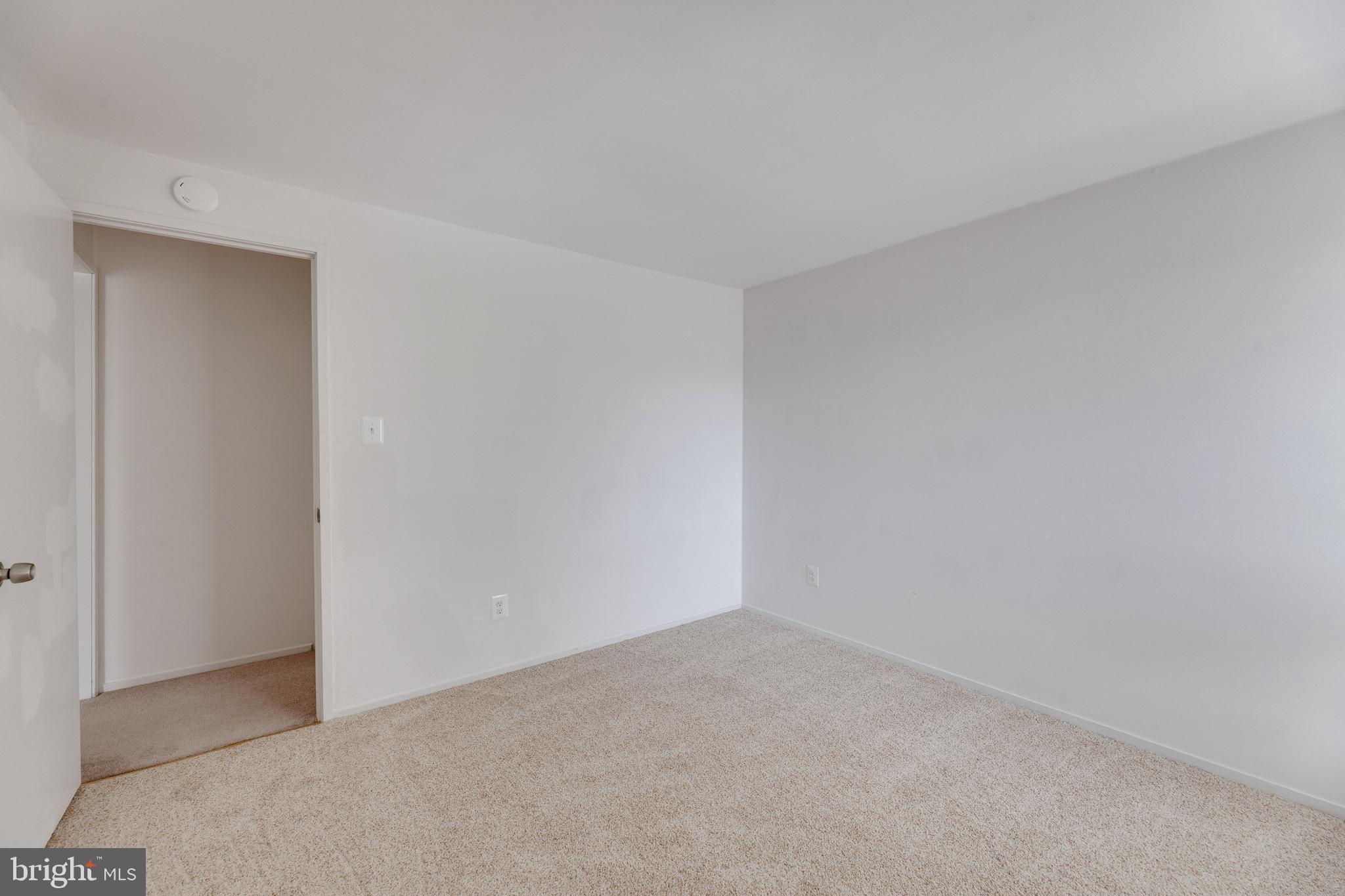 ELAN MEWS - Residential