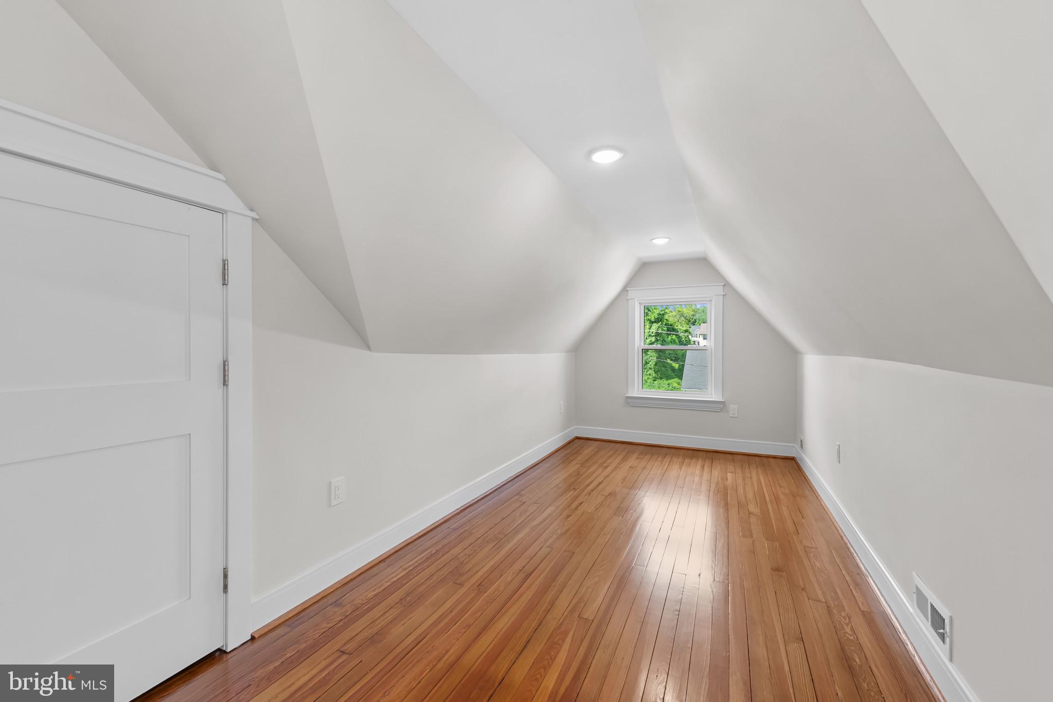 GOVANS - Residential