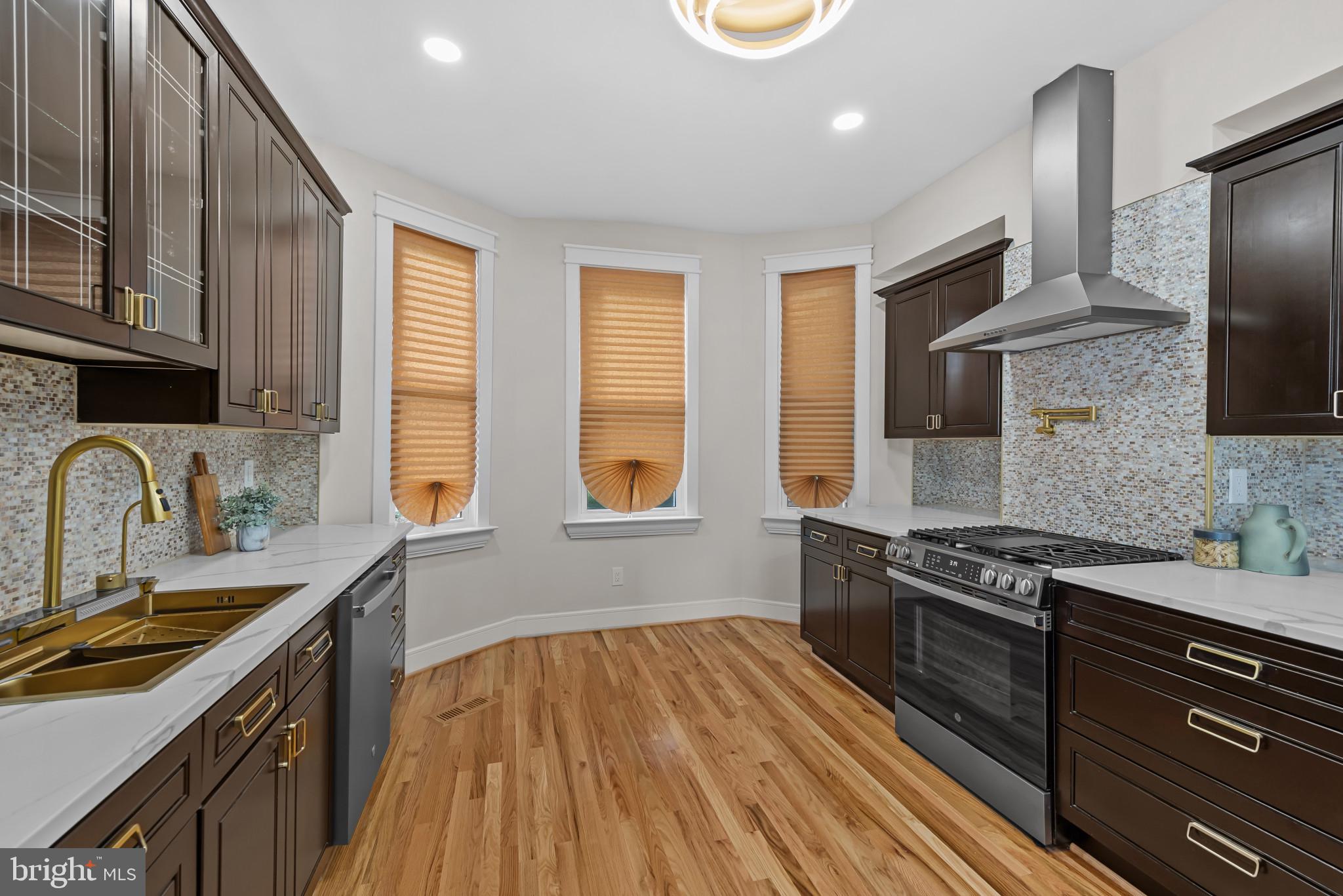 GOVANS - Residential