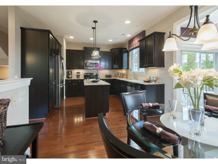 WILLIAMSON SQUARE - Residential